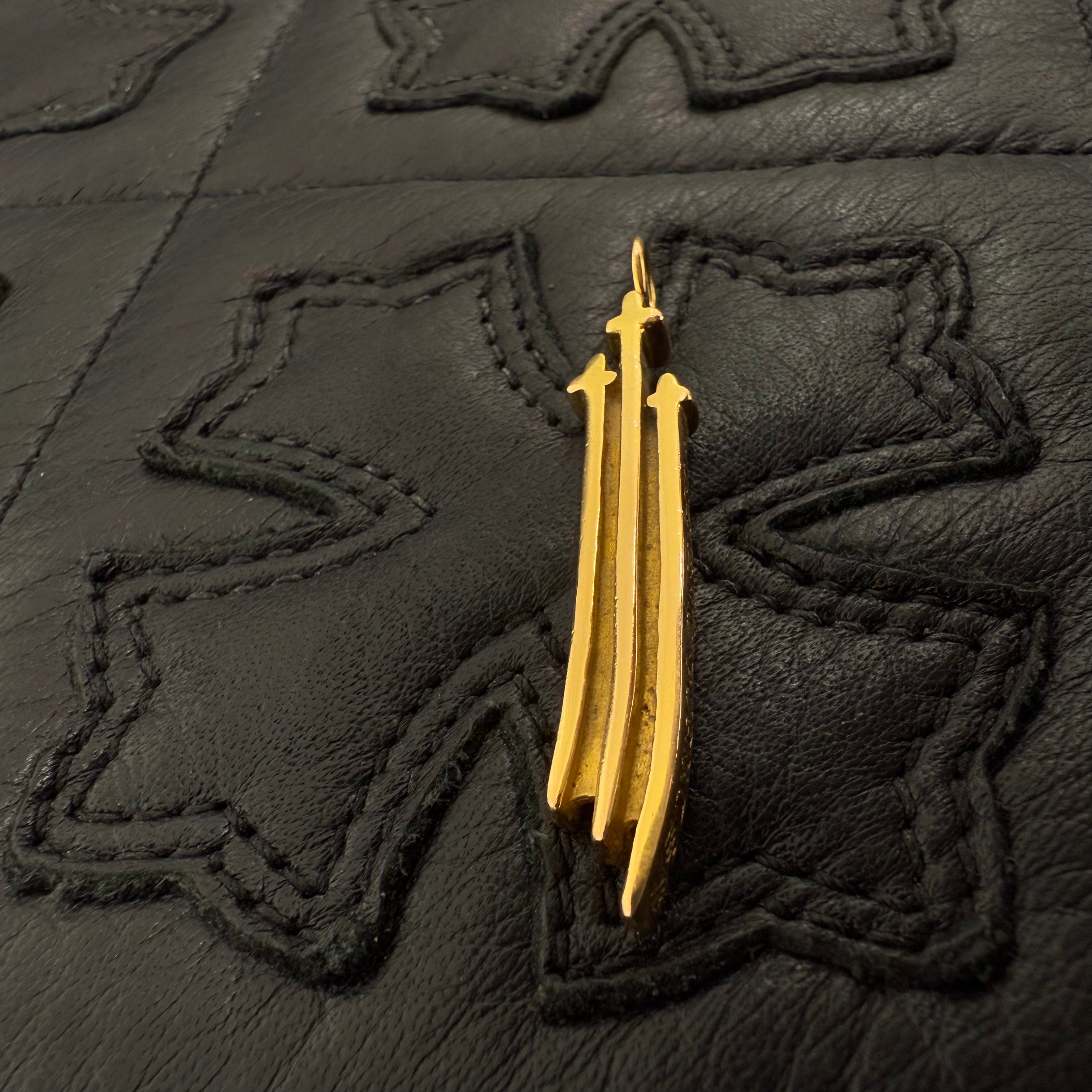 CHROME HEARTS 22K RS3 CRS PAVE Diamond Pendant Top クロムハーツ 22K RS3クロス パヴェ ダイヤモンド ペンダントトップ