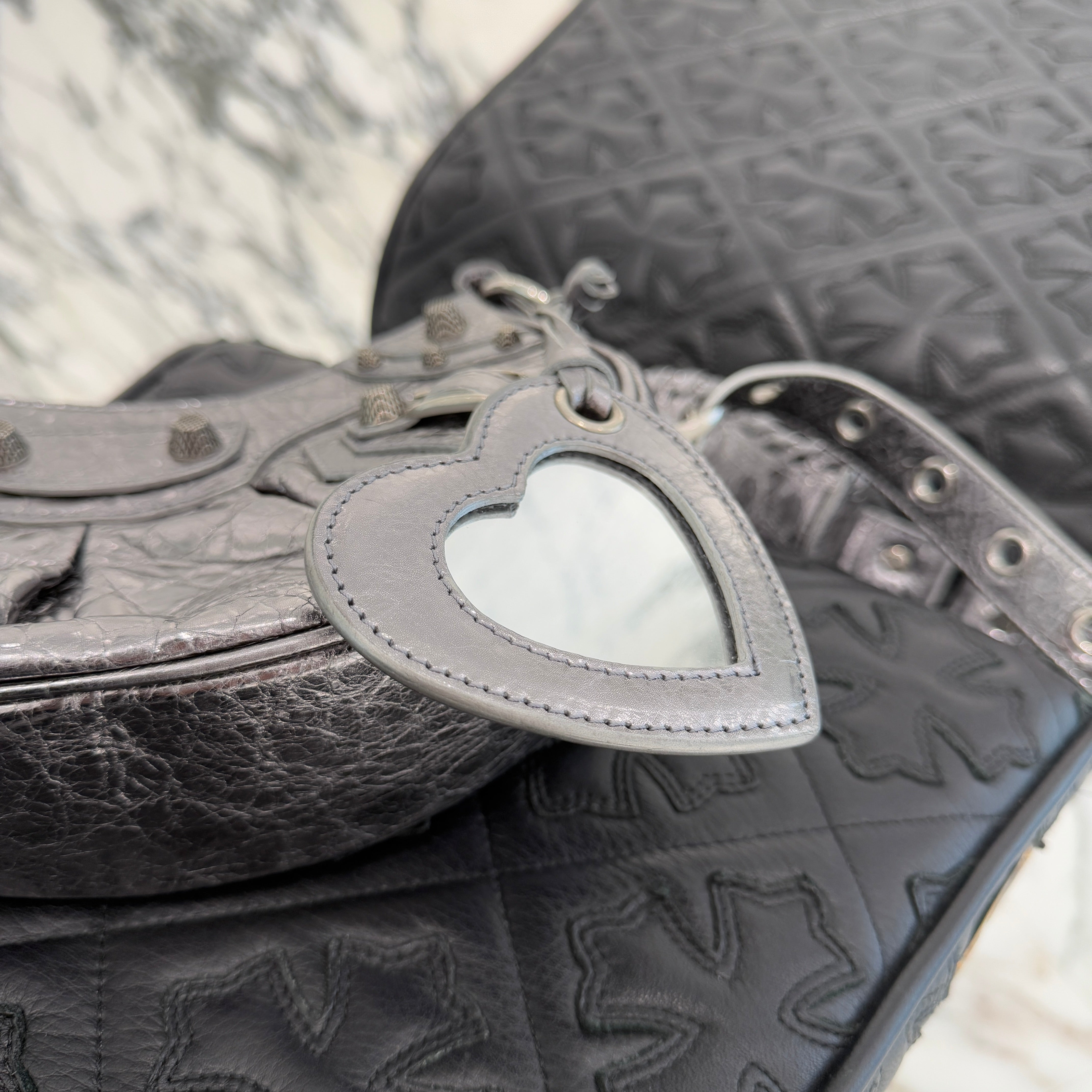 BALENCIAGA 2023AW Le Cagole Mini Shoulder Bag 6958140GT3Y8103 バレンシアガ ル・カゴール ミニショルダーバッグ