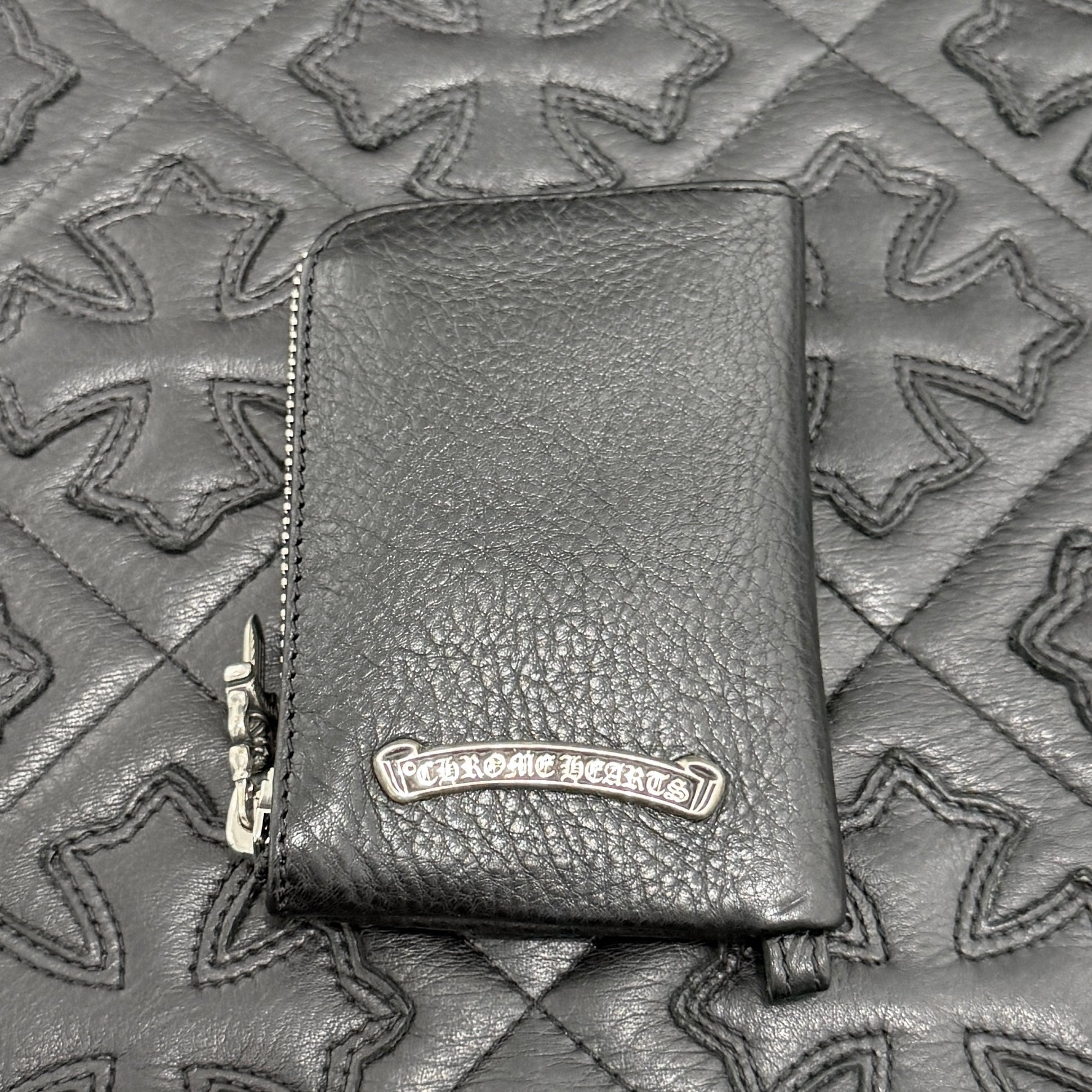 CHROME HEARTS クロムハーツ　Tiny Zip Wallet CHROME HEARTS】クロムハーツ『TINY ZIP WALLET CEMETERY