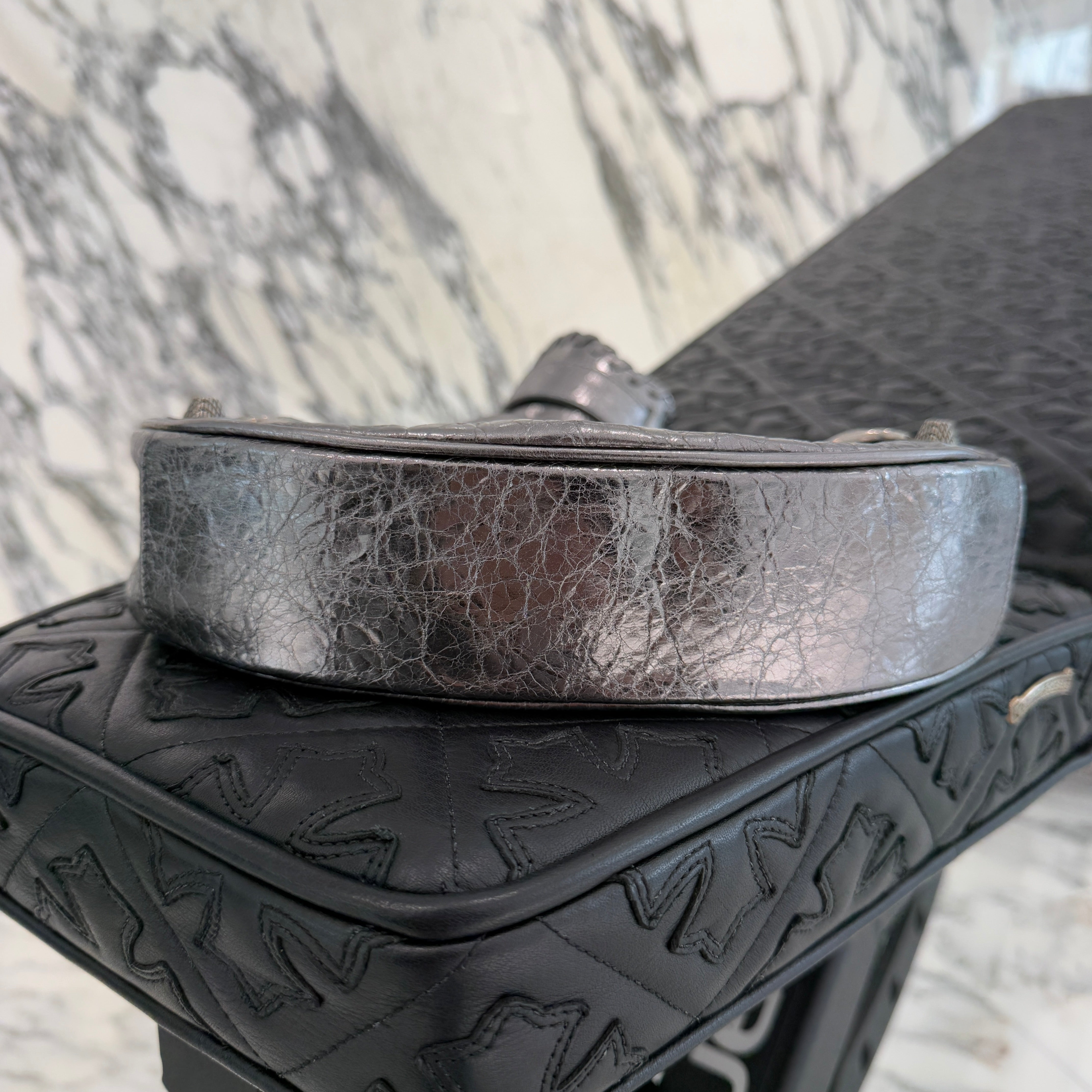 BALENCIAGA 2023AW Le Cagole Mini Shoulder Bag 6958140GT3Y8103 バレンシアガ ル・カゴール ミニショルダーバッグ