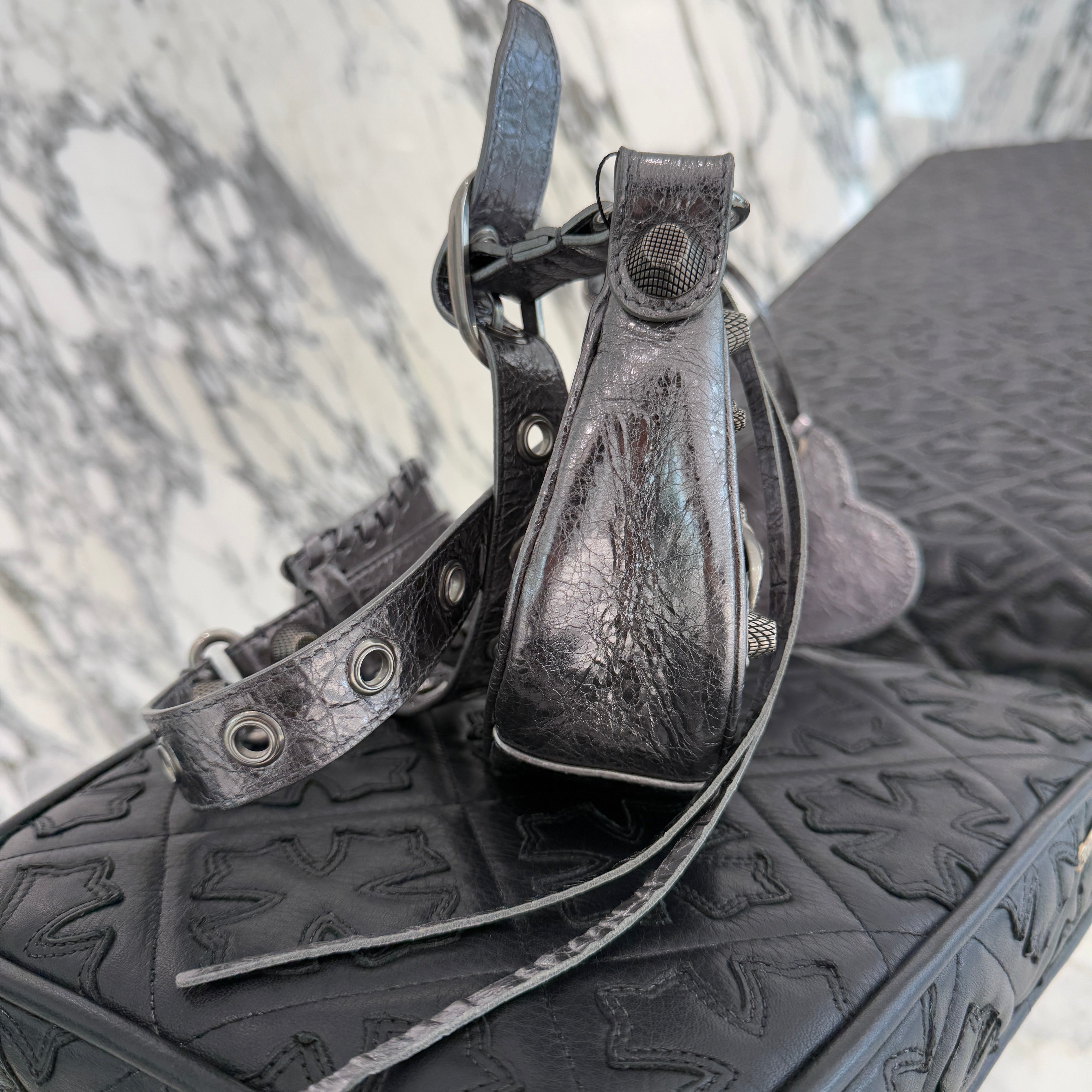 BALENCIAGA 2023AW Le Cagole Mini Shoulder Bag 6958140GT3Y8103 バレンシアガ ル・カゴール ミニショルダーバッグ