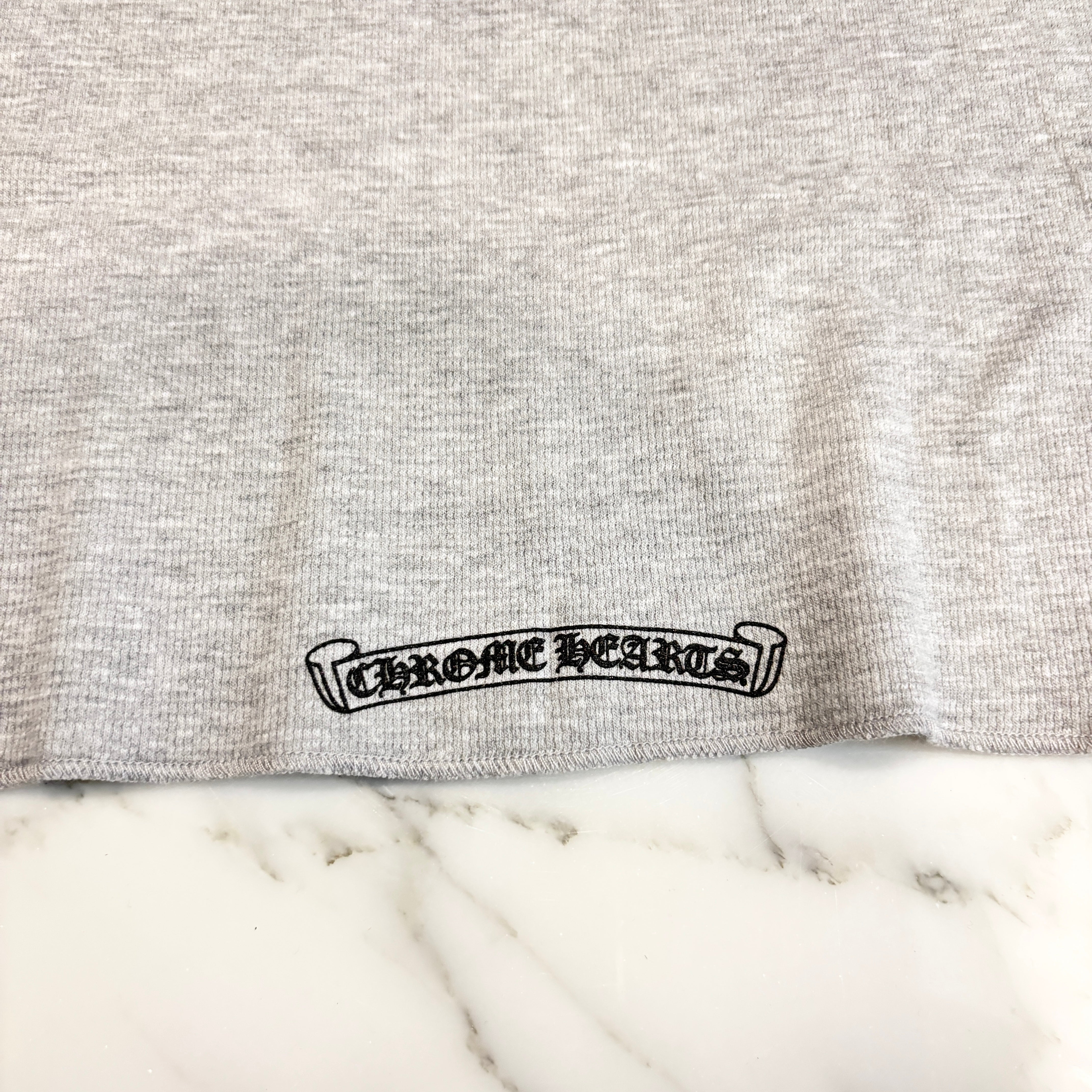CHROME HEARTS 2025SS Scroll Label Arm Logo Print Thermal Long Sleeve Tee Size L クロムハーツ スクロールラベル アームロゴプリント  サーマル ロングスリーブ Tシャツ サイズL