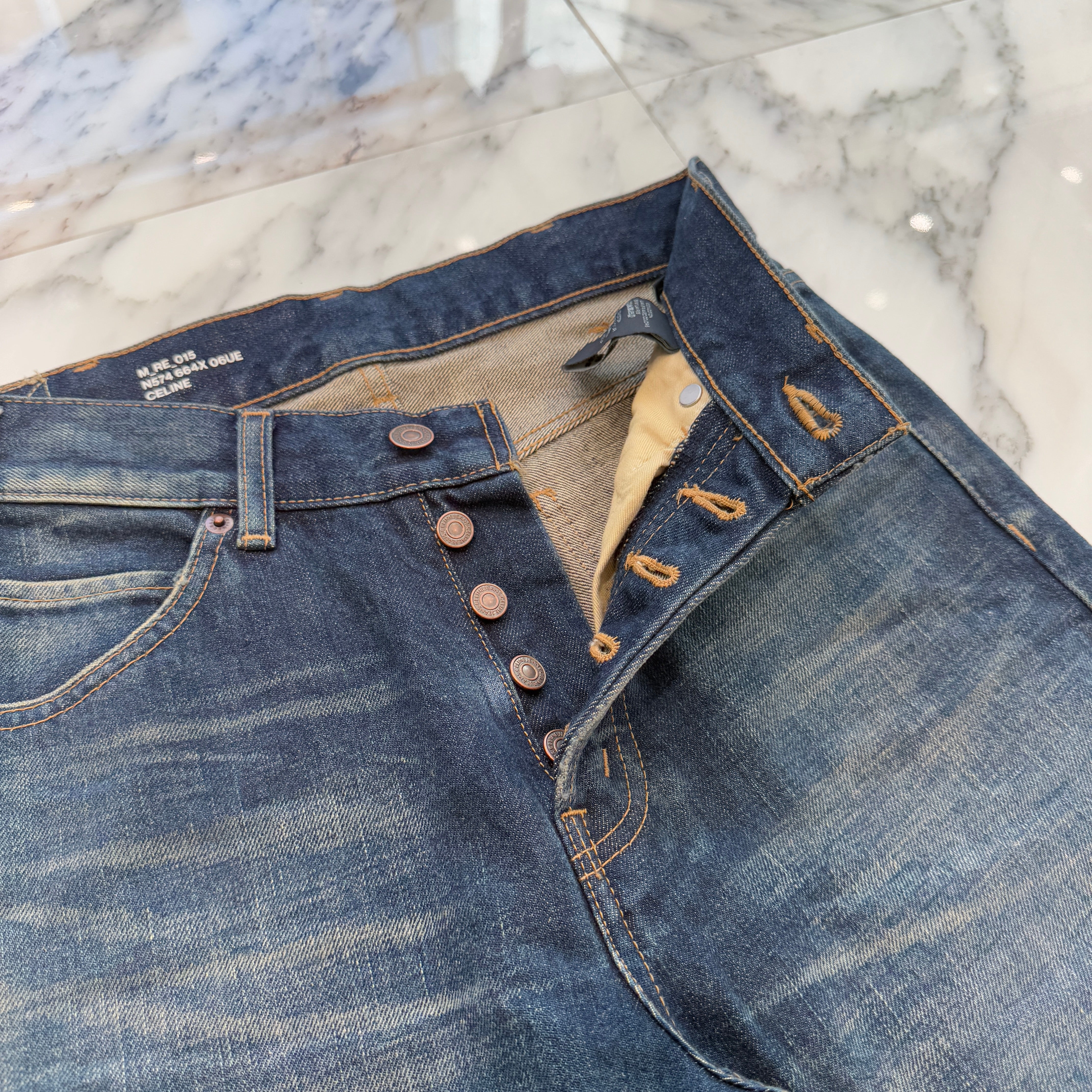 CELINE 2024SS Kurt Jeans In Destroyed Blue Marble Denim Pants 2N574664X.06UE Size 26 セリーヌ カートジーンズ イン デストロイド ブルーマーブルウォッシュ デニムパンツ サイズ 26