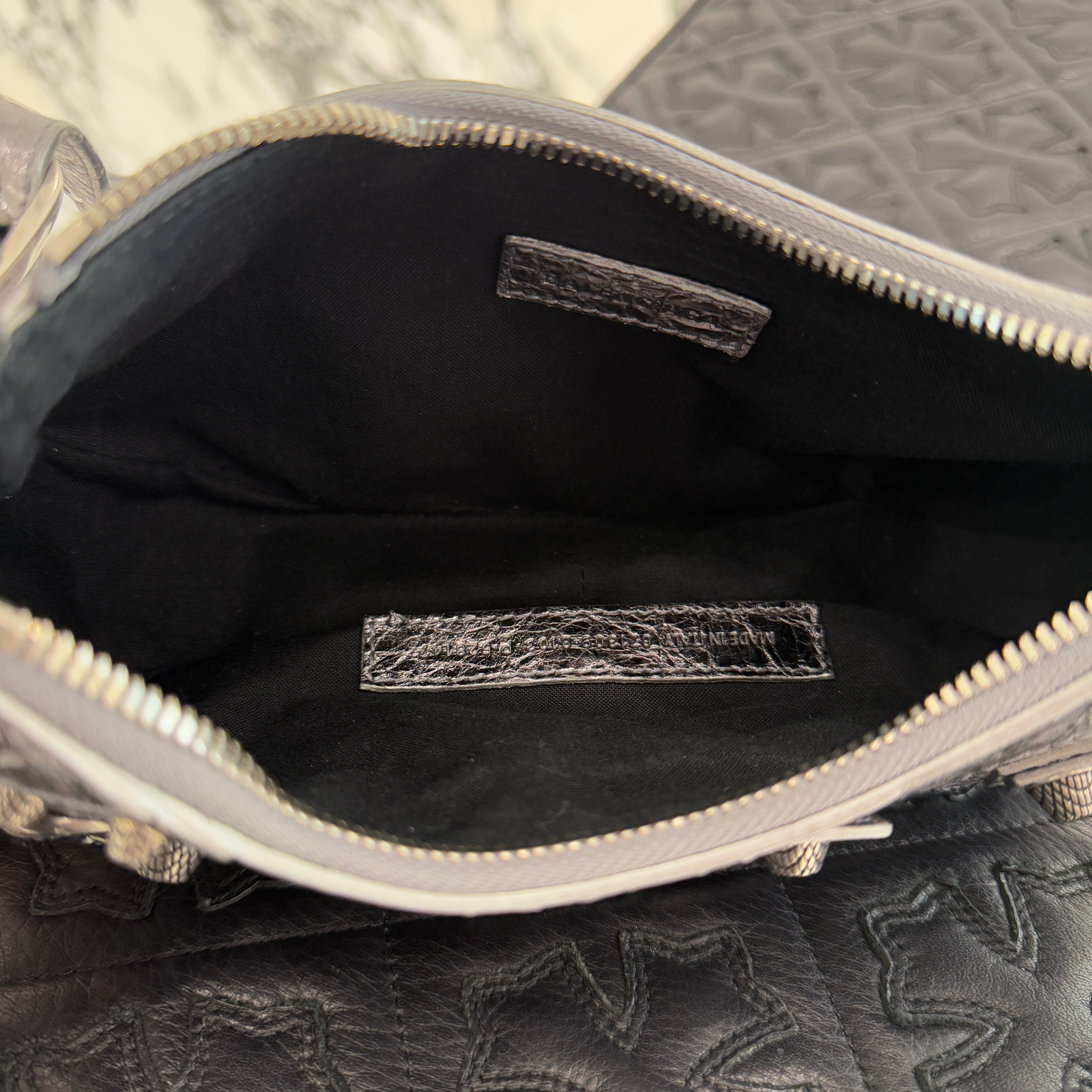 BALENCIAGA 2023AW Le Cagole Mini Shoulder Bag 6958140GT3Y8103 バレンシアガ ル・カゴール ミニショルダーバッグ