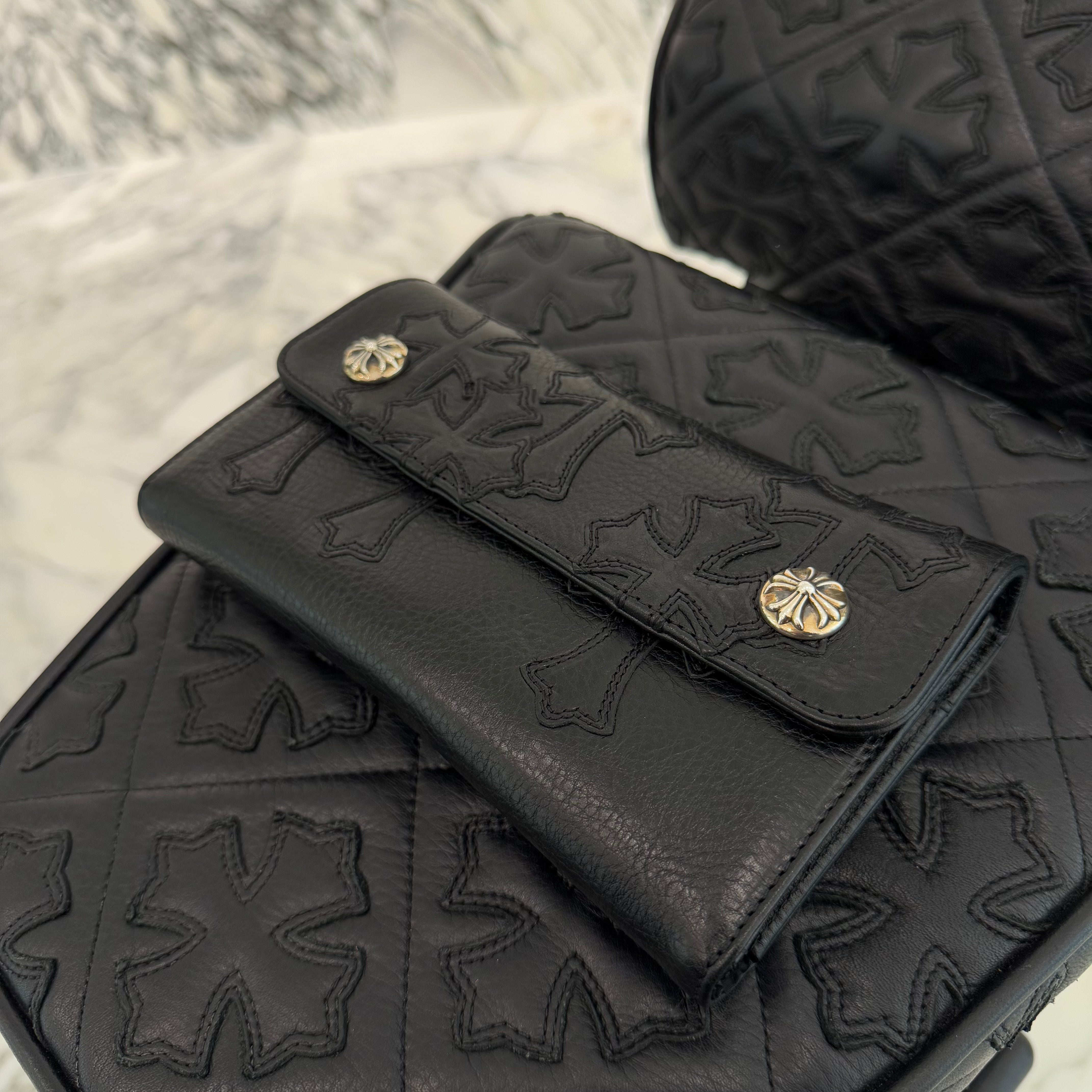 CHROME HEARTS Cemetery Leather Cross Patch Wave Cross Ball Wallet クロムハーツ セメタリーレザークロスパッチ ウェーブクロスボール ウォレット