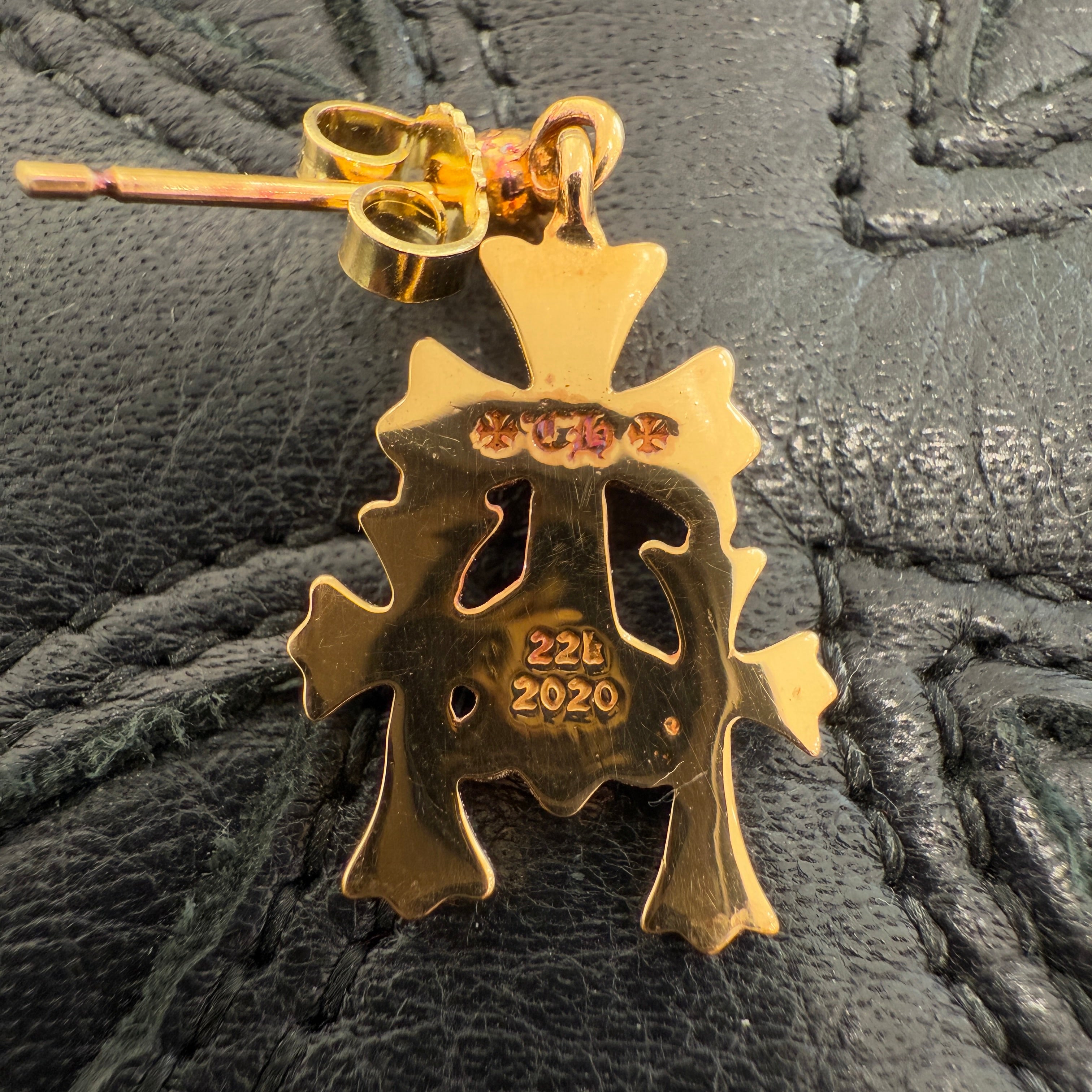 CHROME HEARTS 22K 3 Cemetery Cross Earring Pave Diamond クロムハーツ 22K 3セメタリークロス イヤリング パヴェダイヤモンド