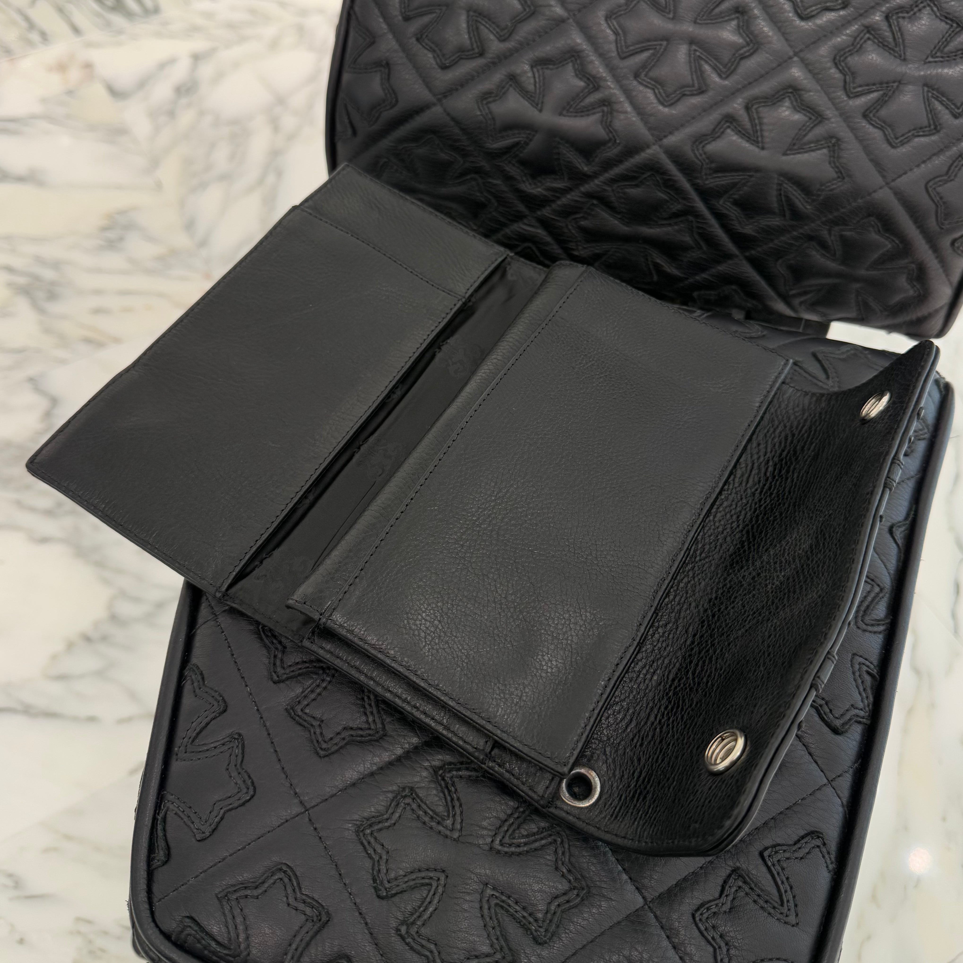 CHROME HEARTS Cemetery Leather Cross Patch Wave Cross Ball Wallet クロムハーツ セメタリーレザークロスパッチ ウェーブクロスボール ウォレット