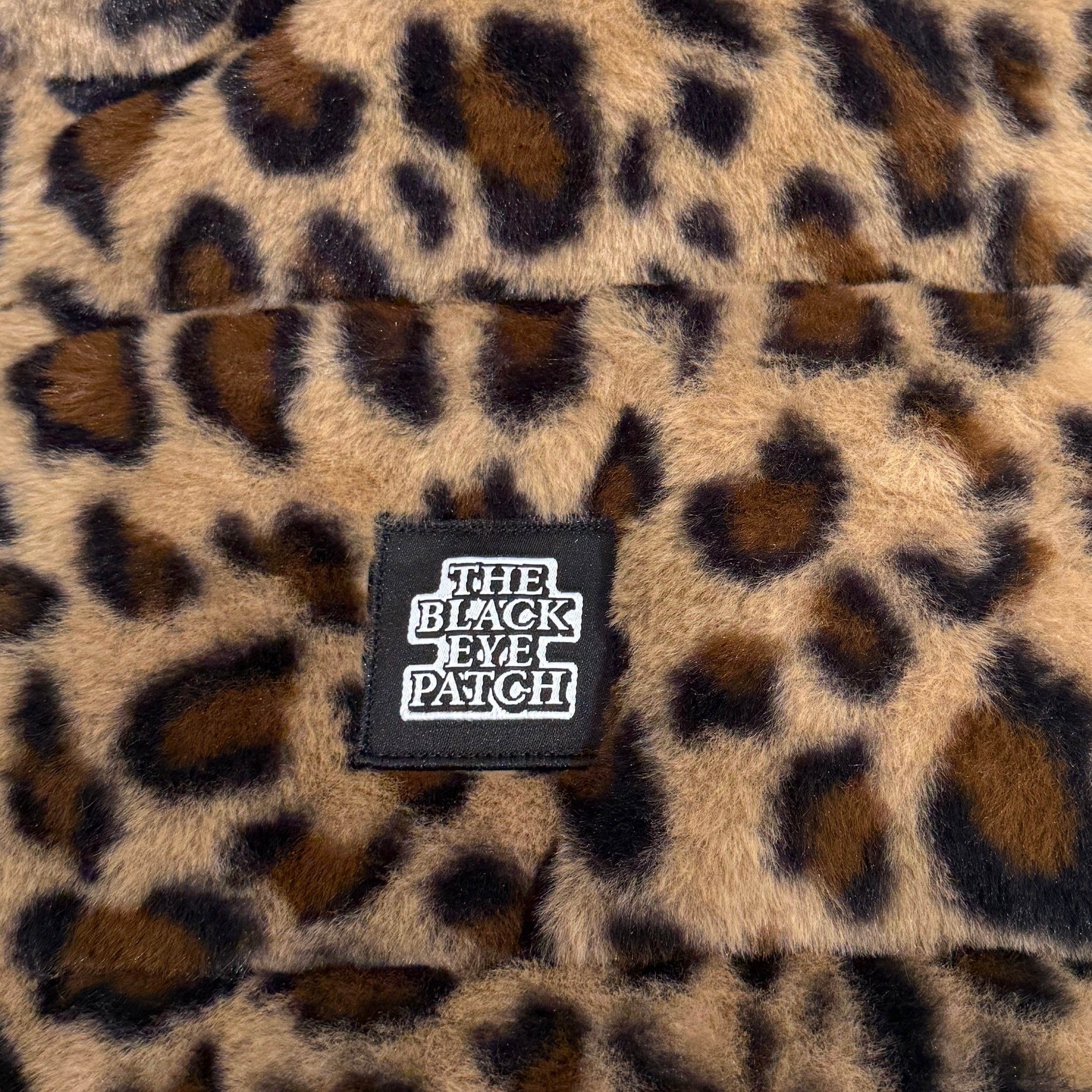 THE BLACK EYE PATCH × FIRST DOWN 2024AW LABEL LEOPARD Down Jacket F742118 Size L ブラックアイパッチ × ファーストダウン ラベル レオパード ダウンジャケット サイズL