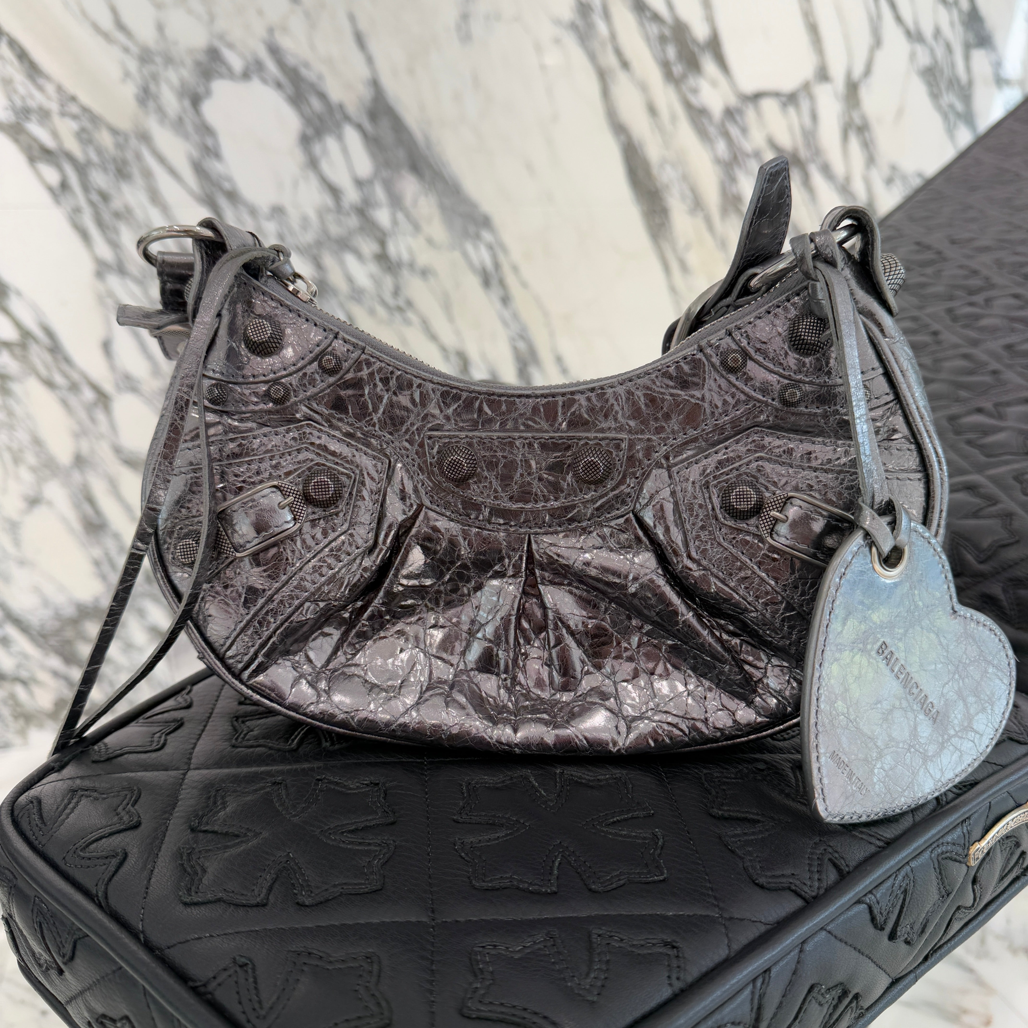 BALENCIAGA 2023AW Le Cagole Mini Shoulder Bag 6958140GT3Y8103 バレンシアガ ル・カゴール ミニショルダーバッグ