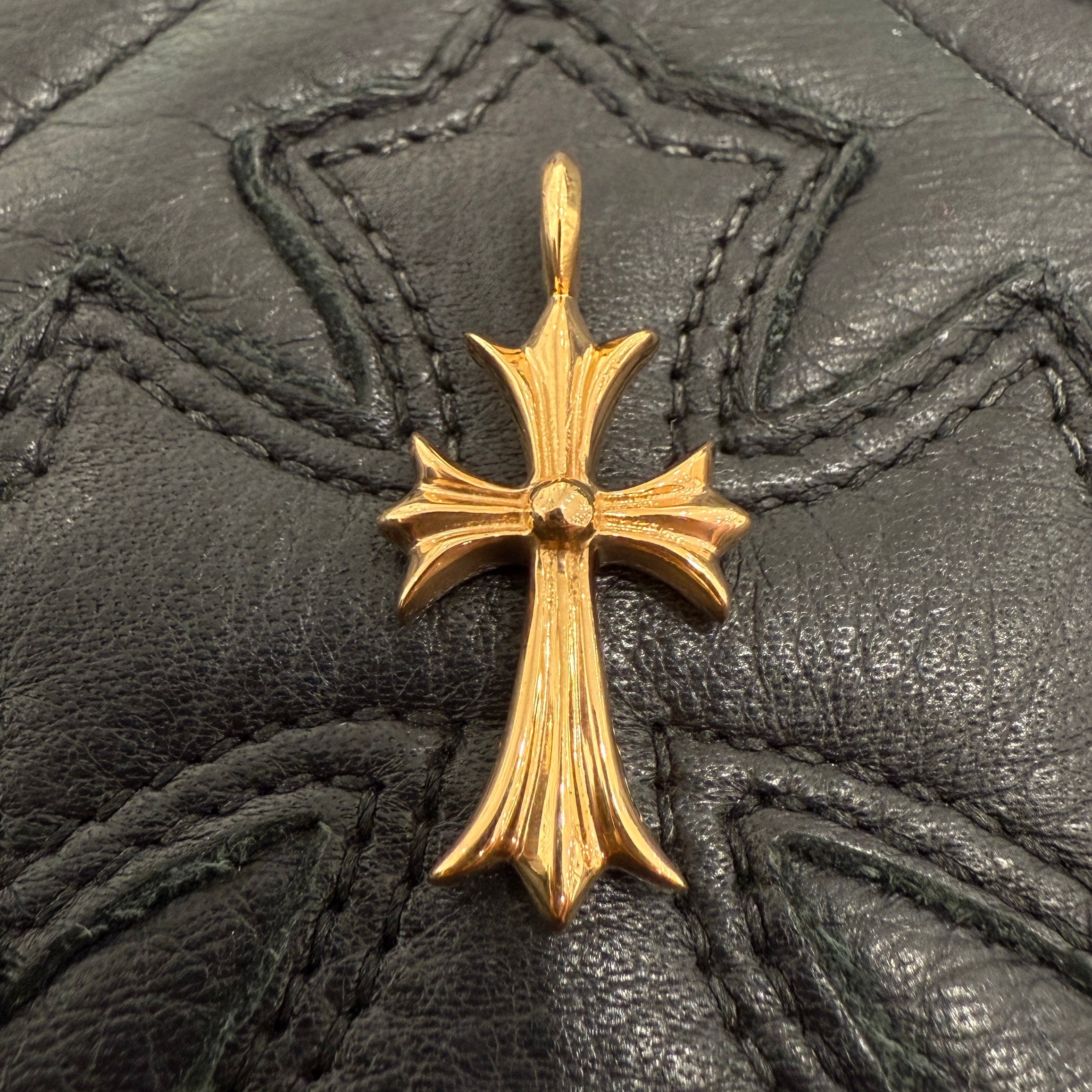 CHROME HEARTS 22K Tiny Fat Cross Pave Sapphire Pendant Top クロムハーツ 22K タイニーファットクロス パヴェサファイア ペンダントトップ