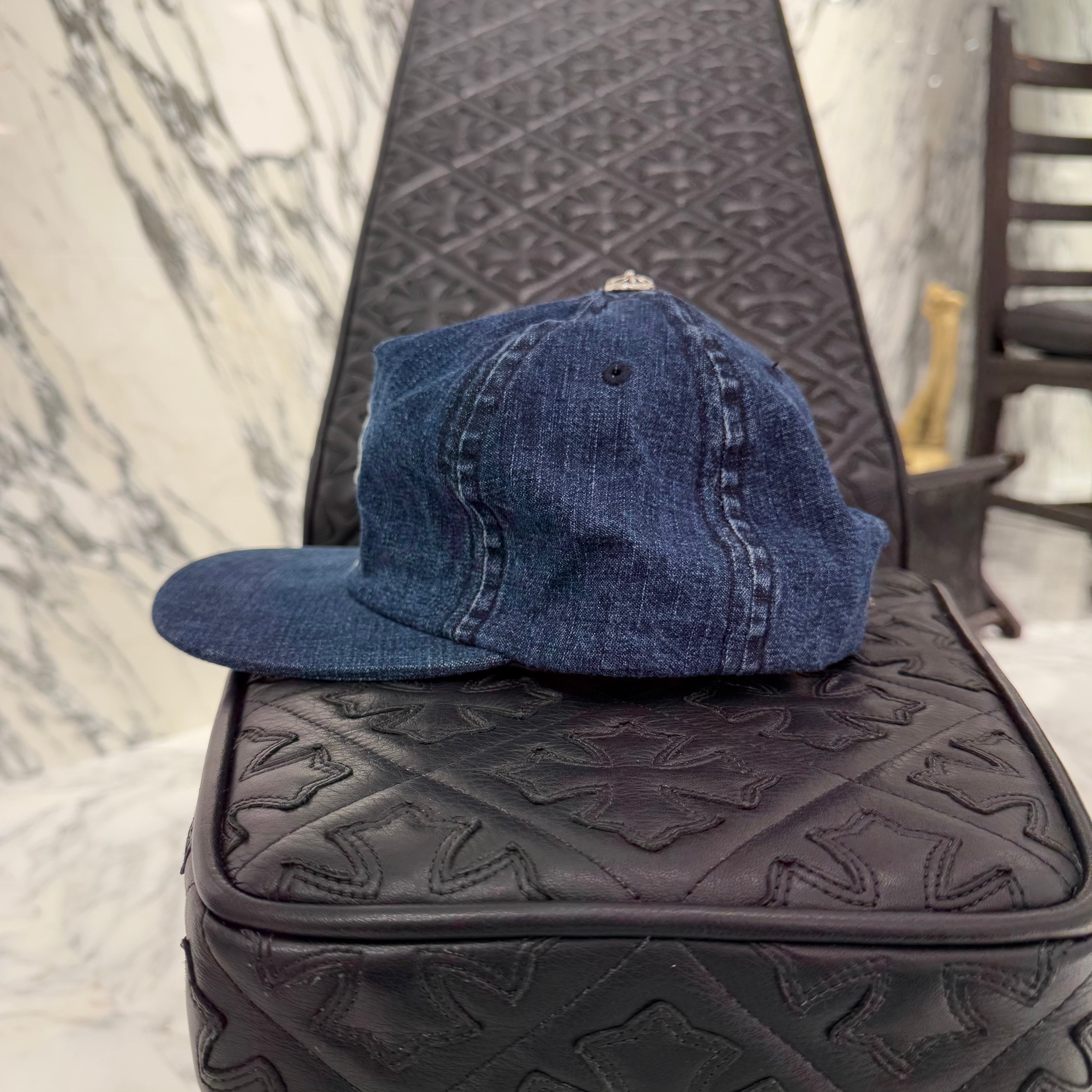 CHROME HEARTS 2024SS Vine Dagger Embroidery Denim Trucker Cap Size ONE SIZE（53-60）クロムハーツ ヴァインダガー 刺繍 デニム トラッカーキャップ サイズONE SIZE（53-60）
