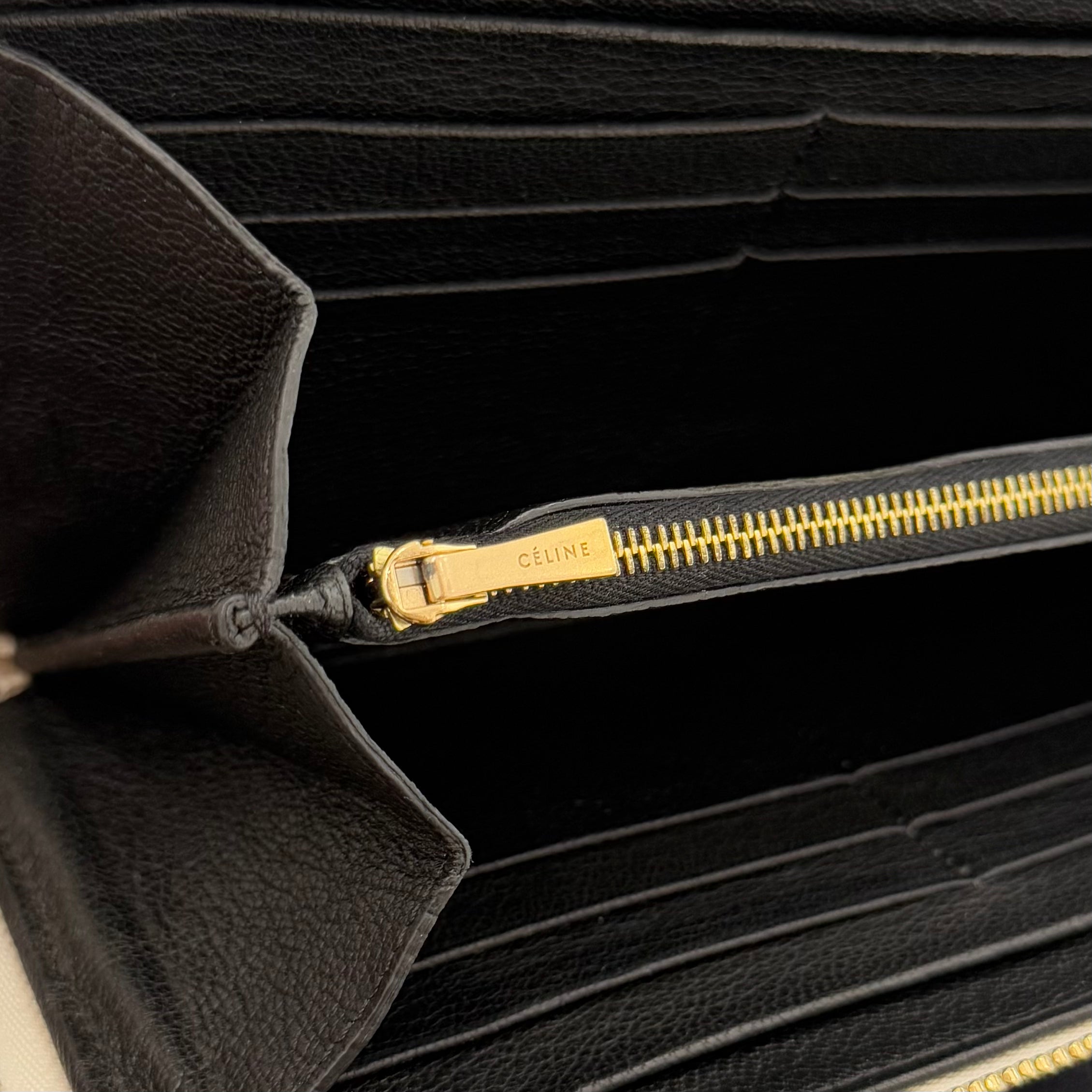 CELINE Leather Round Zipper Long Wallet "WHITE" セリーヌ レザー ラウンドファスナー ロングウォレット "ホワイト"