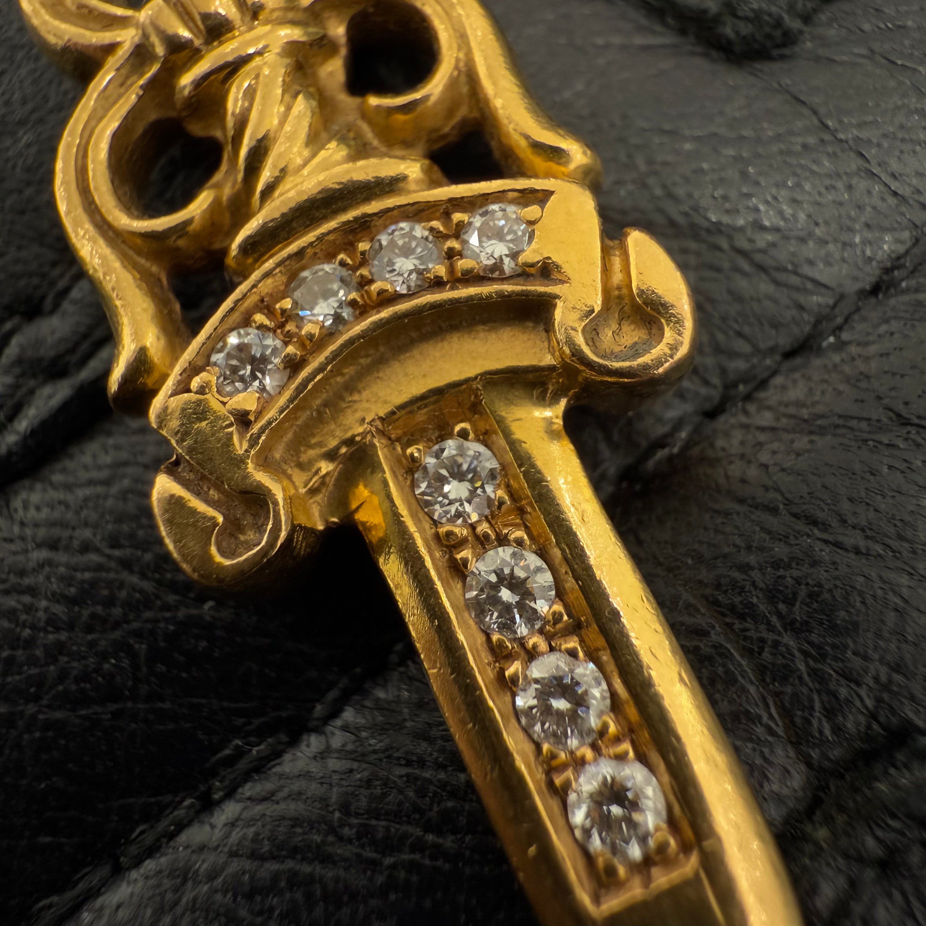 CHROME HEARTS 22K #10 DAGGER PAVE Diamond Pendant Top クロムハーツ 22K #10 ダガー パヴェダイヤモンド ペンダントトップ