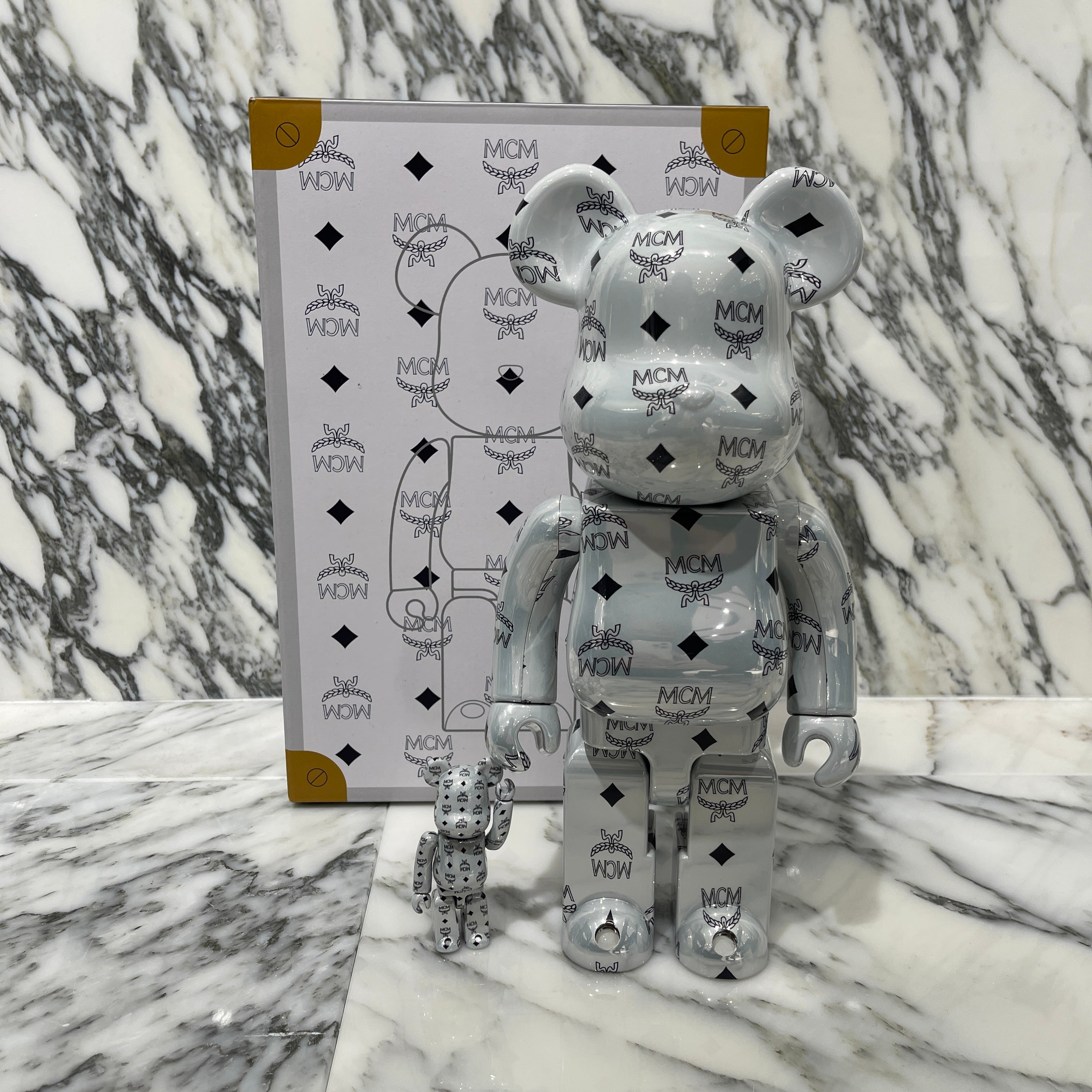 BE＠RBRICK × MCM 2024SS WHITE CHROME VER. 100％ & 400％ ベアブリック × エムシーエム ホワイトクロム バージョン 100％ & 400％
