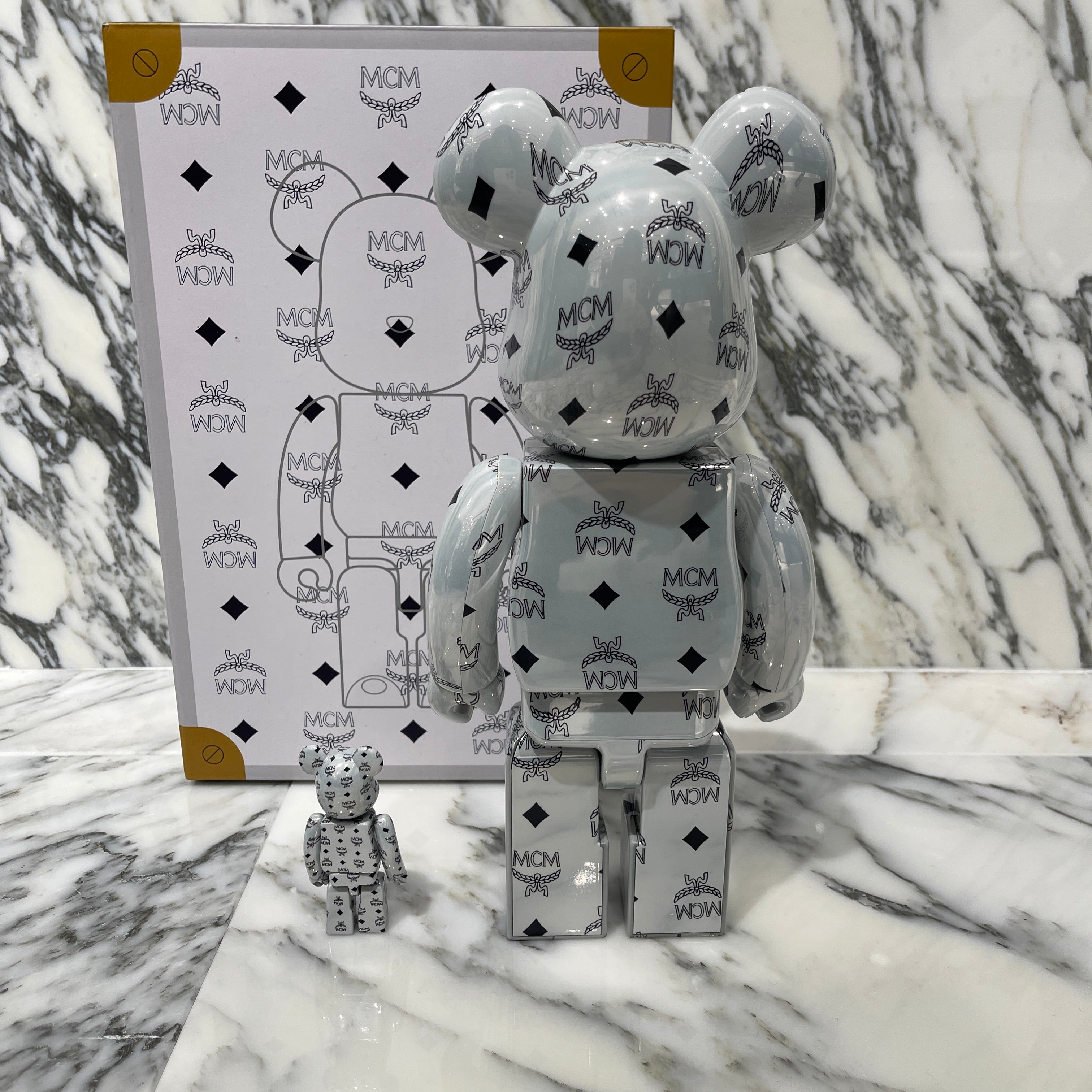 BE@RBRICK MCM WHITE CHROME 100％ & 400％ BE@RBRICK MCM WHITE