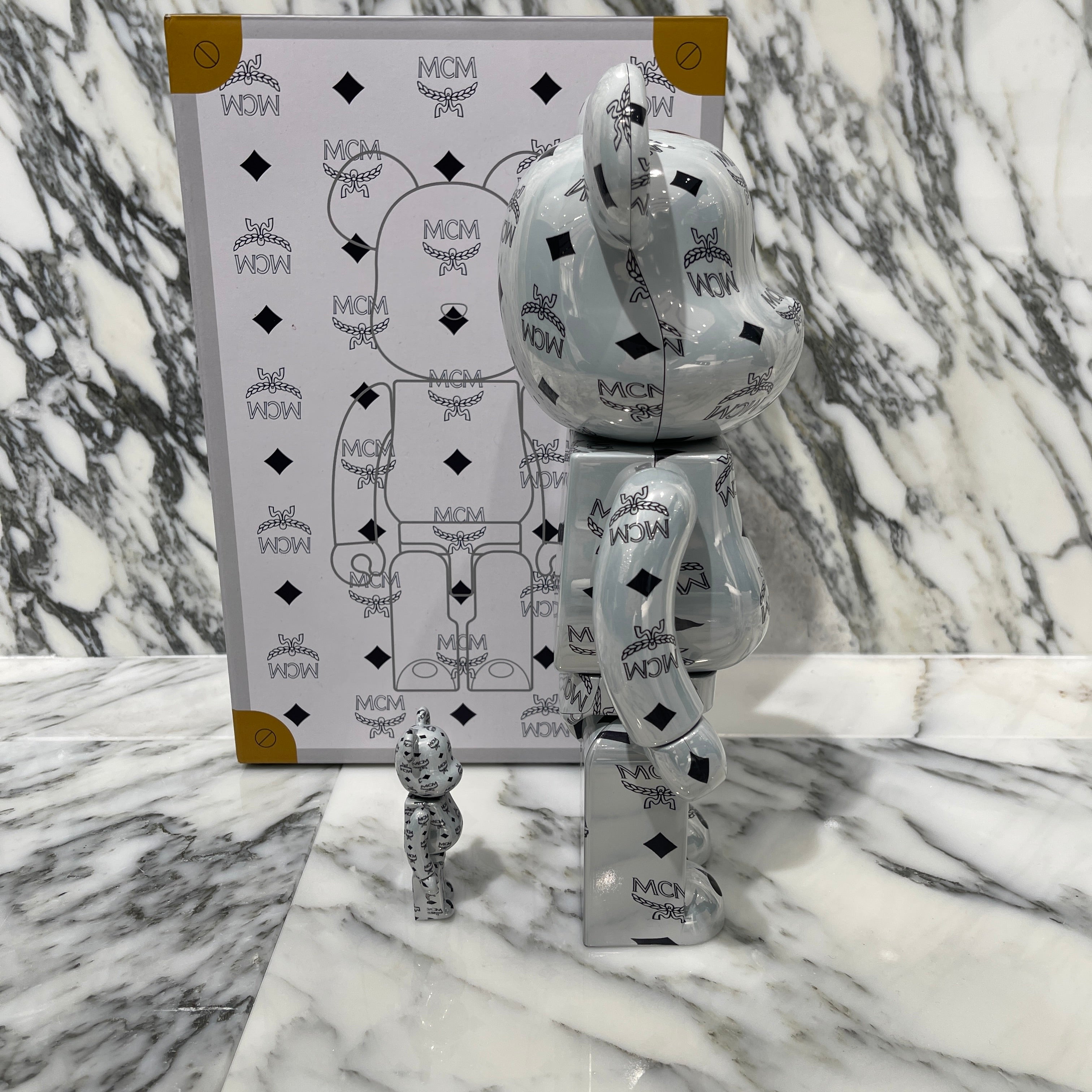 BE＠RBRICK × MCM 2024SS WHITE CHROME VER. 100％ & 400％ ベアブリック × エムシーエム ホワイトクロム バージョン 100％ & 400％