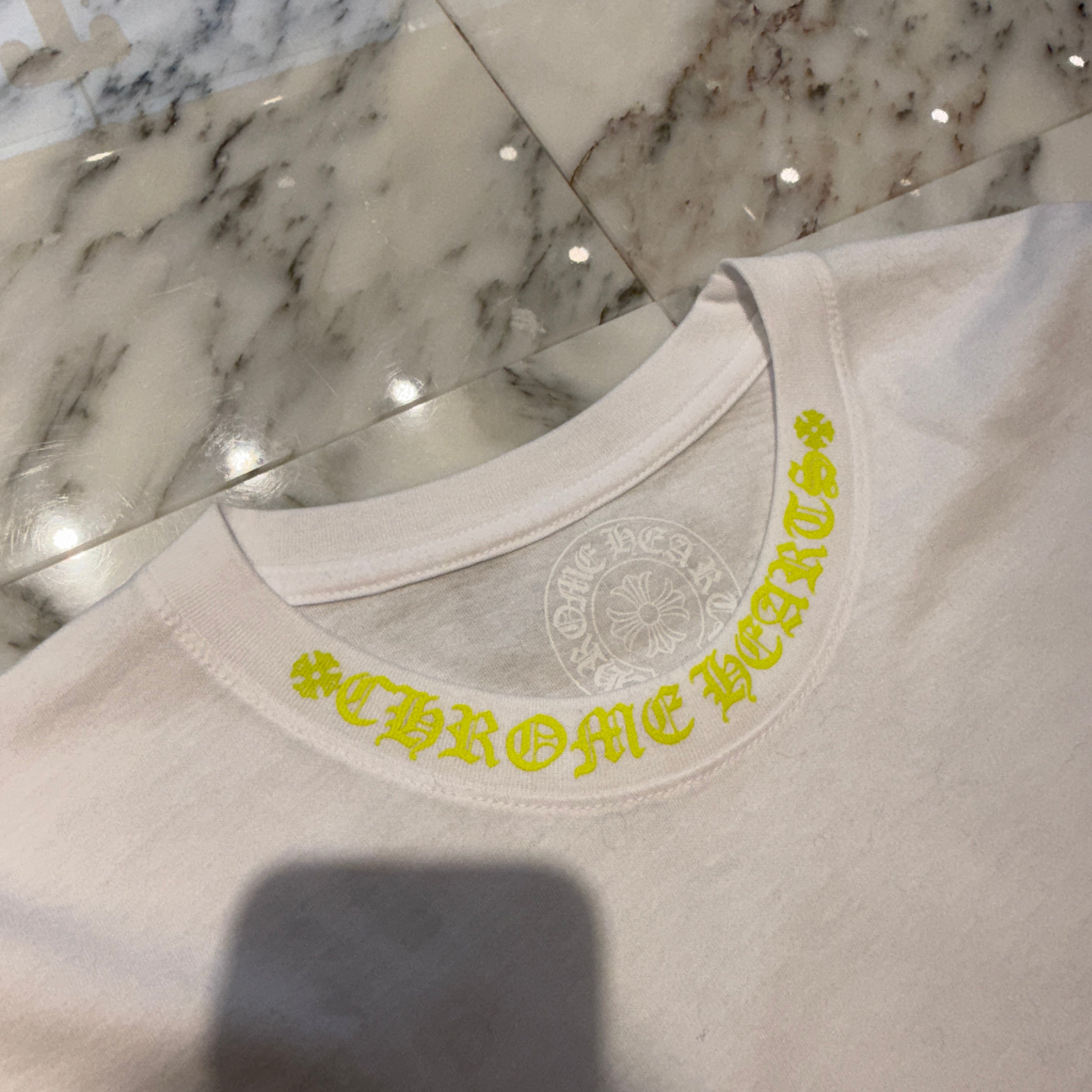 CHROME HEARTS Old English Neck Logo Neon Yellow Long Sleeve Tee Size L クロムハーツ オールドイングリッシュネックロゴネオンイエローロングスリーブTシャツ サイズL