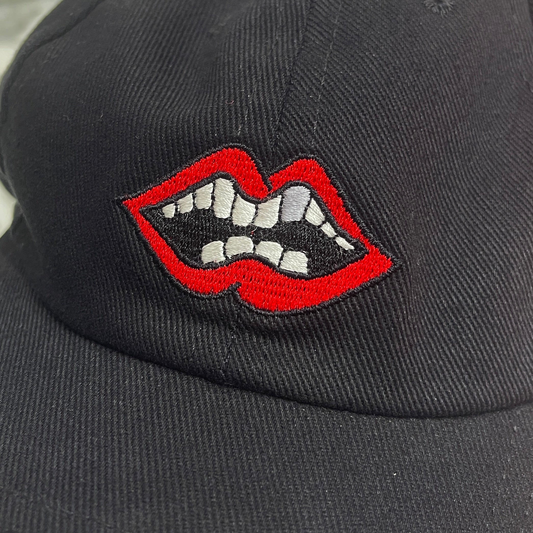 CHROME HEARTS × MATTY BOY Chomper Patch Leather Belt Trucker Cap Size ONE SIZE（53-60） クロムハーツ × マッティボーイ チョンパー パッチ レザーベルト トラッカーキャップ ONE SIZE（53-60）