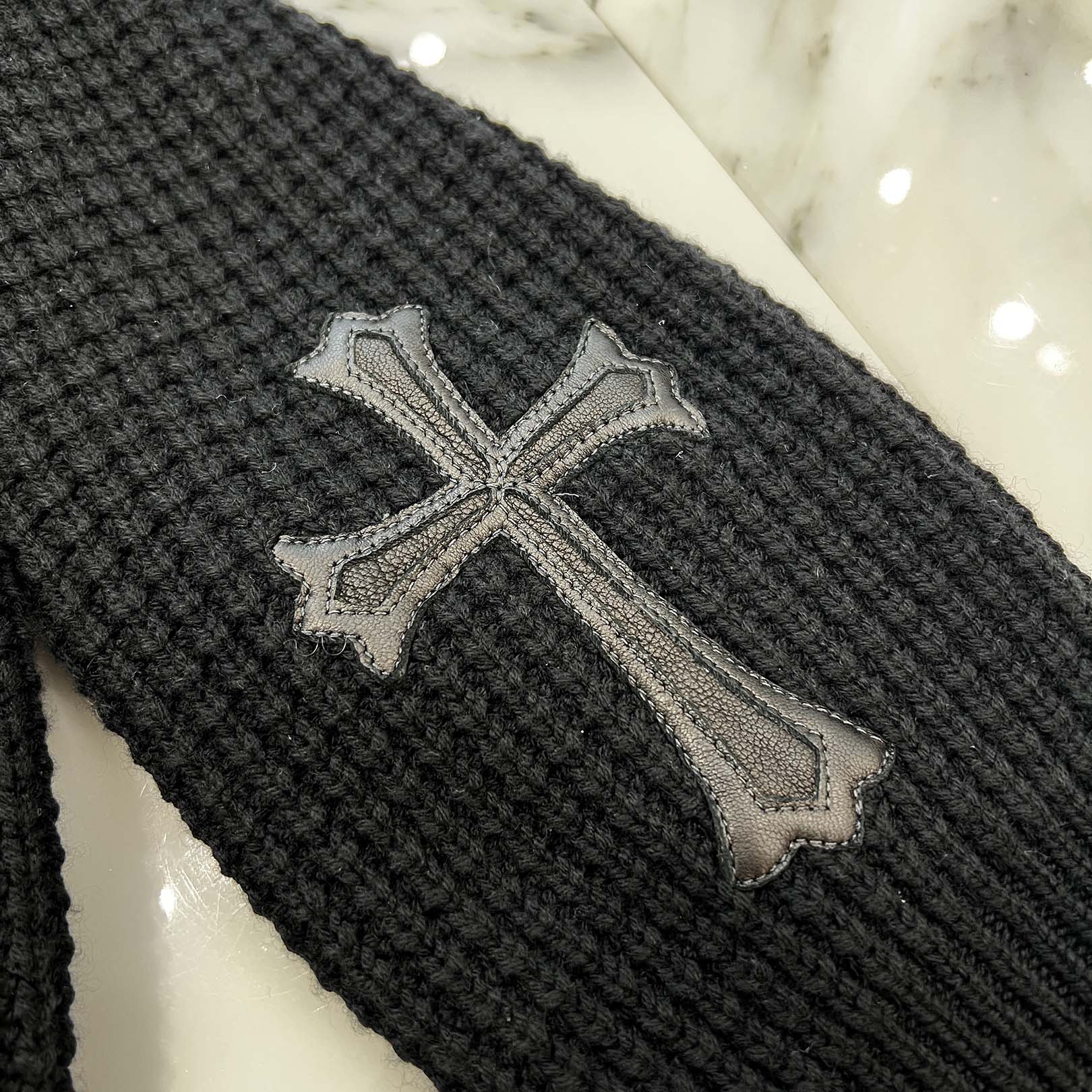 CHROME HEARTS Y NOT Cross Leather Patch Cashmere Knit Sweater Size M クロムハーツ ド ワイノット クロスレザーパッチ カシミヤ ニット セーター サイズM