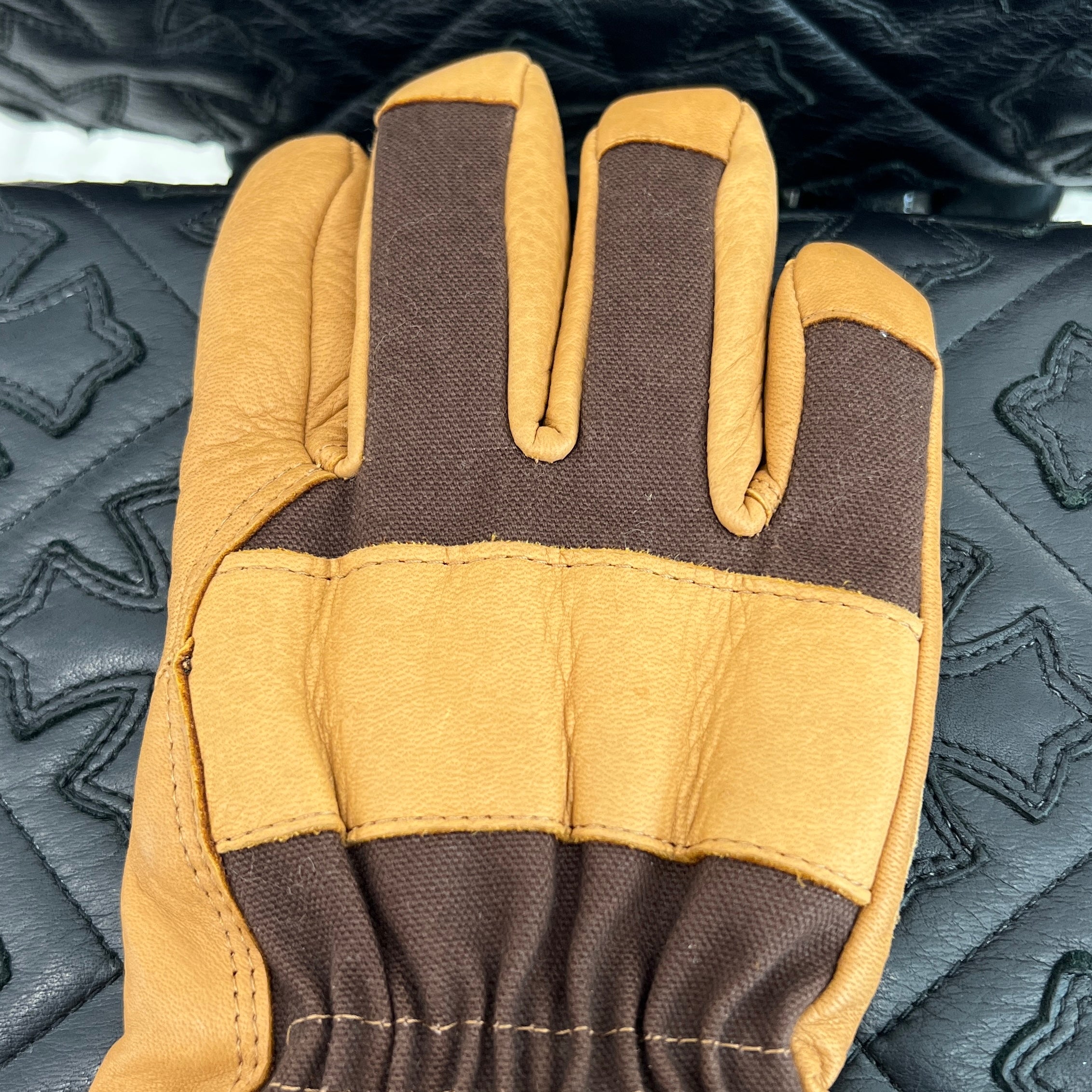 CHROME HEARTS Leather Cross Patch Globe Size M クロムハーツ レザークロスパッチ グローブ サイズM