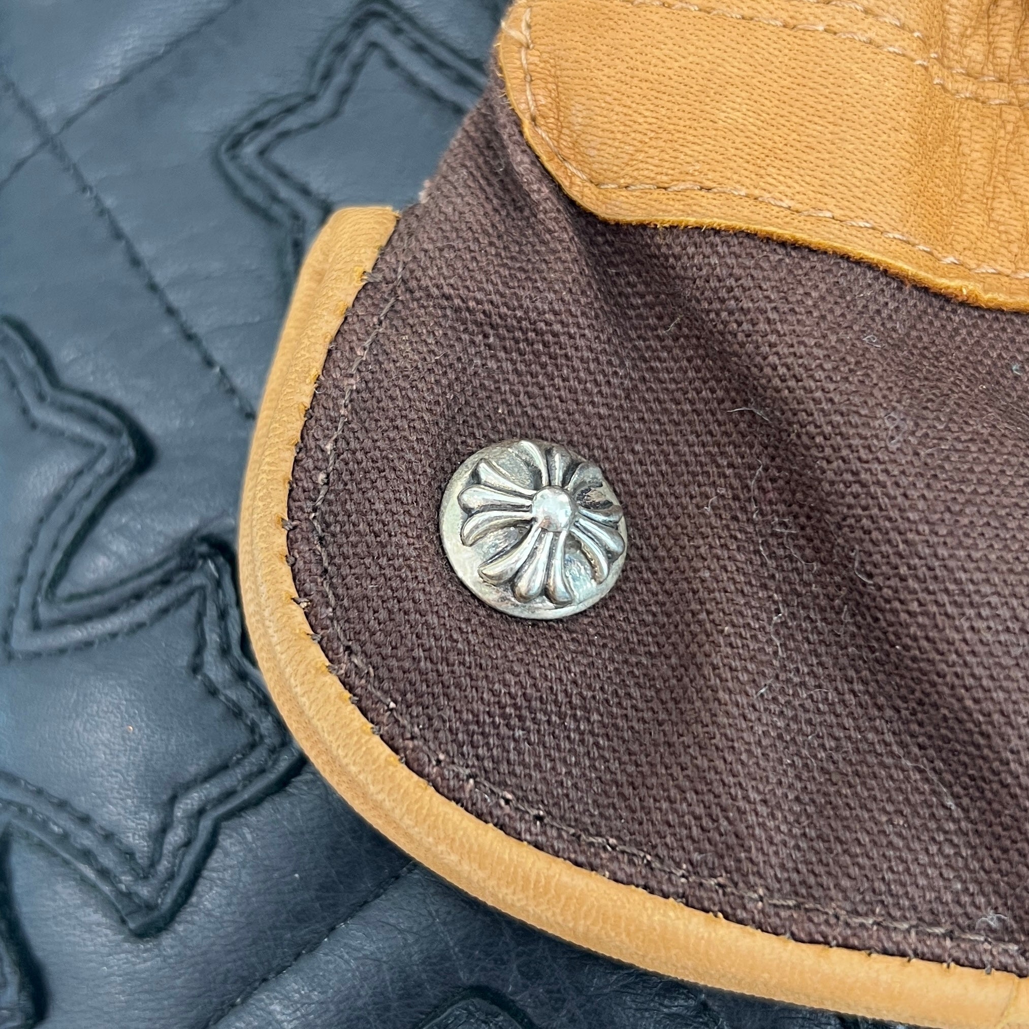 CHROME HEARTS Leather Cross Patch Globe Size M クロムハーツ レザークロスパッチ グローブ サイズM