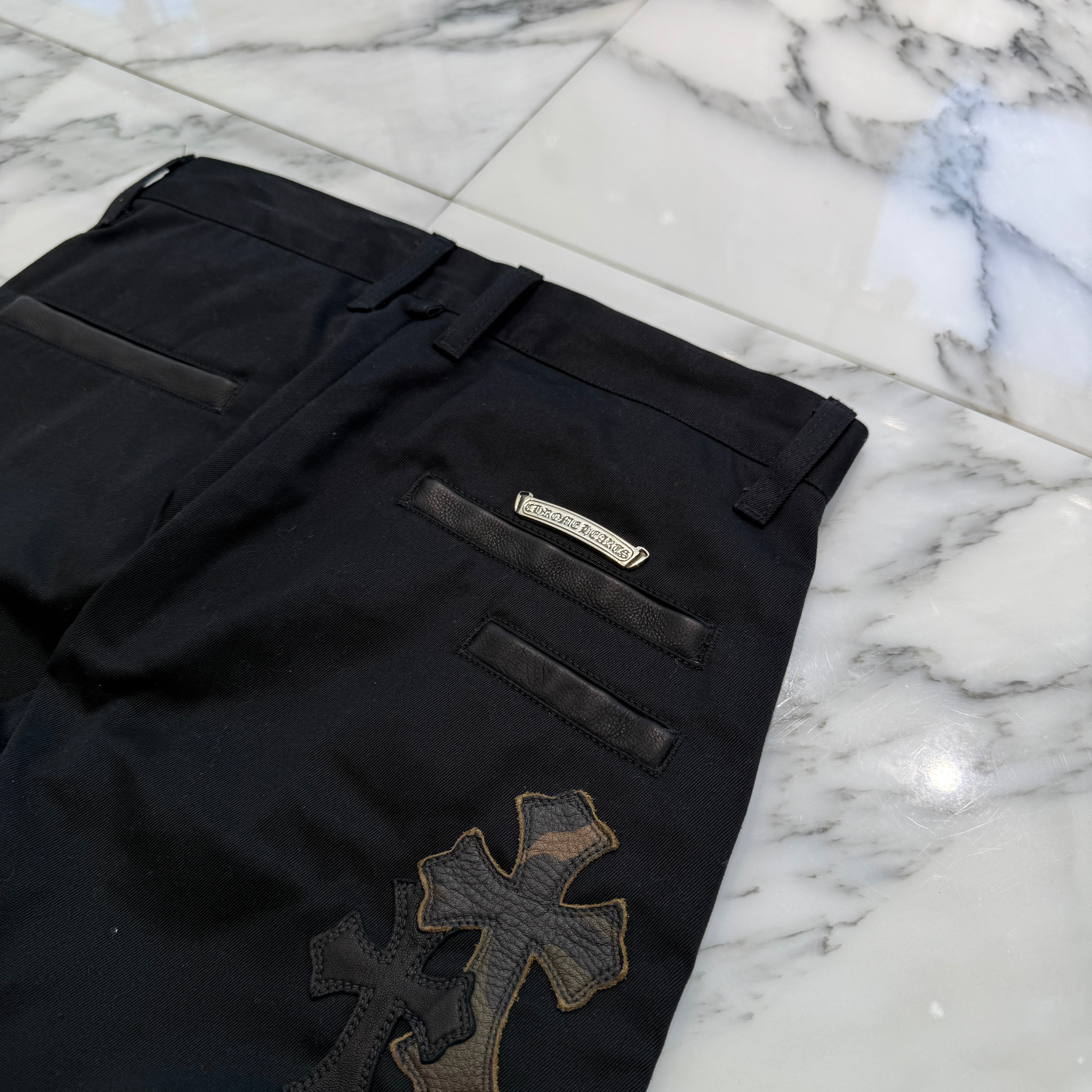 CHROME HEARTS Camouflage Cemetery Leather Cross Patch Chino Pants Size 27 クロムハーツ カモフラージュ セメタリー レザークロスパッチ チノパンツ サイズ27