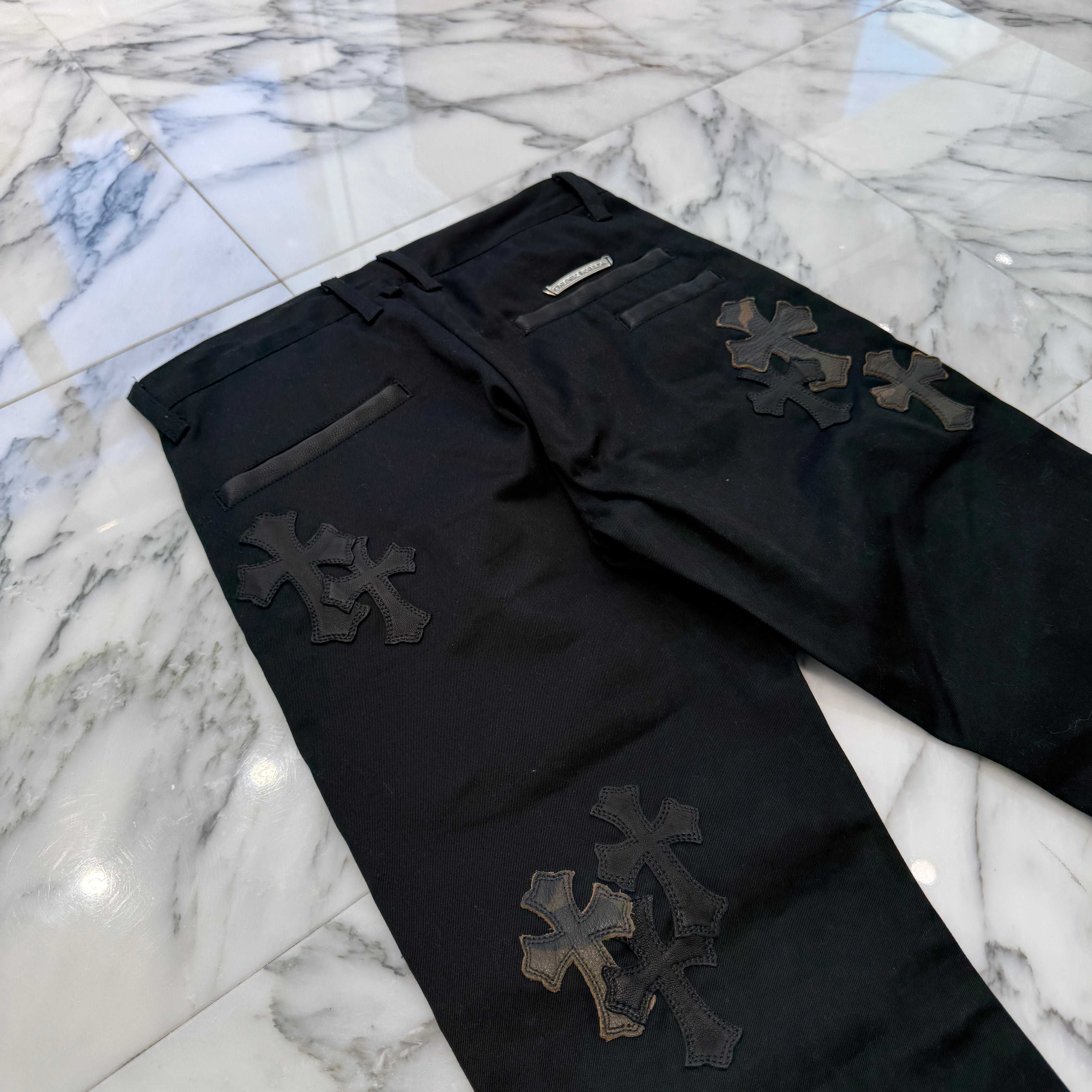 CHROME HEARTS Camouflage Cemetery Leather Cross Patch Chino Pants Size 27 クロムハーツ カモフラージュ セメタリー レザークロスパッチ チノパンツ サイズ27