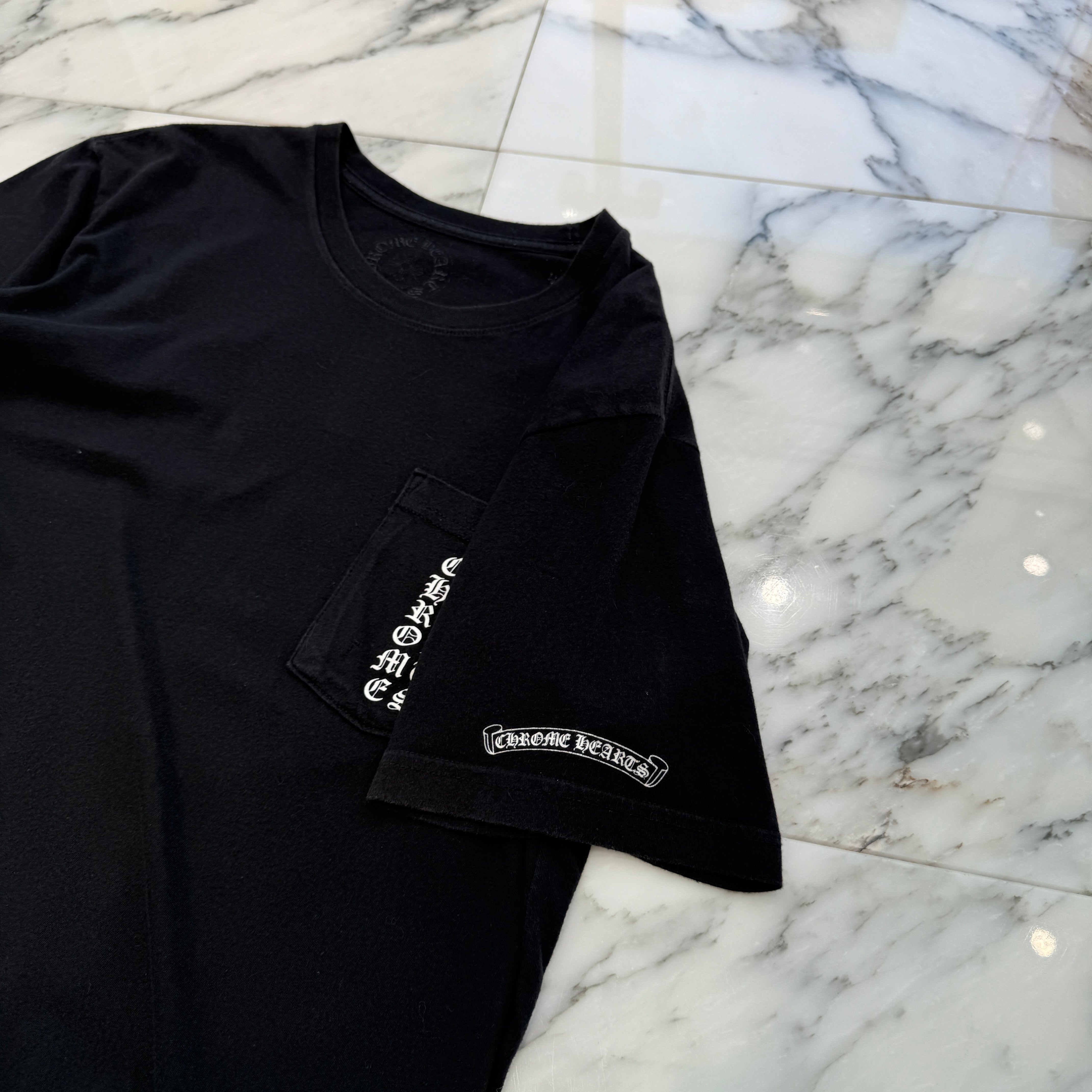 CHROME HEARTS Tokyo Scroll Label Logo Tee Size L クロムハーツ 東京限定 スクロールラベルロゴ Tシャツ サイズL