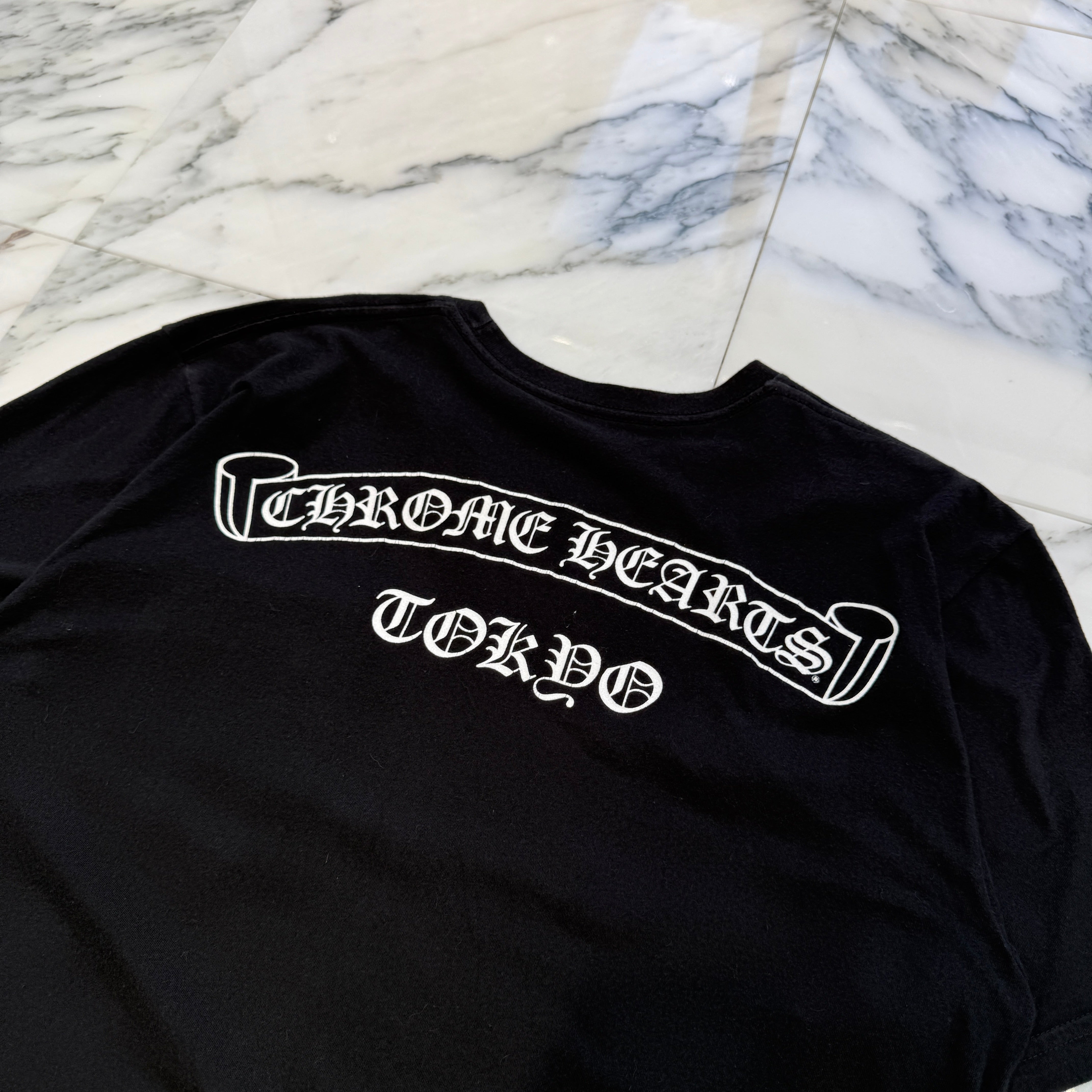 CHROME HEARTS Tokyo Scroll Label Logo Tee Size L クロムハーツ 東京限定 スクロールラベルロゴ Tシャツ サイズL