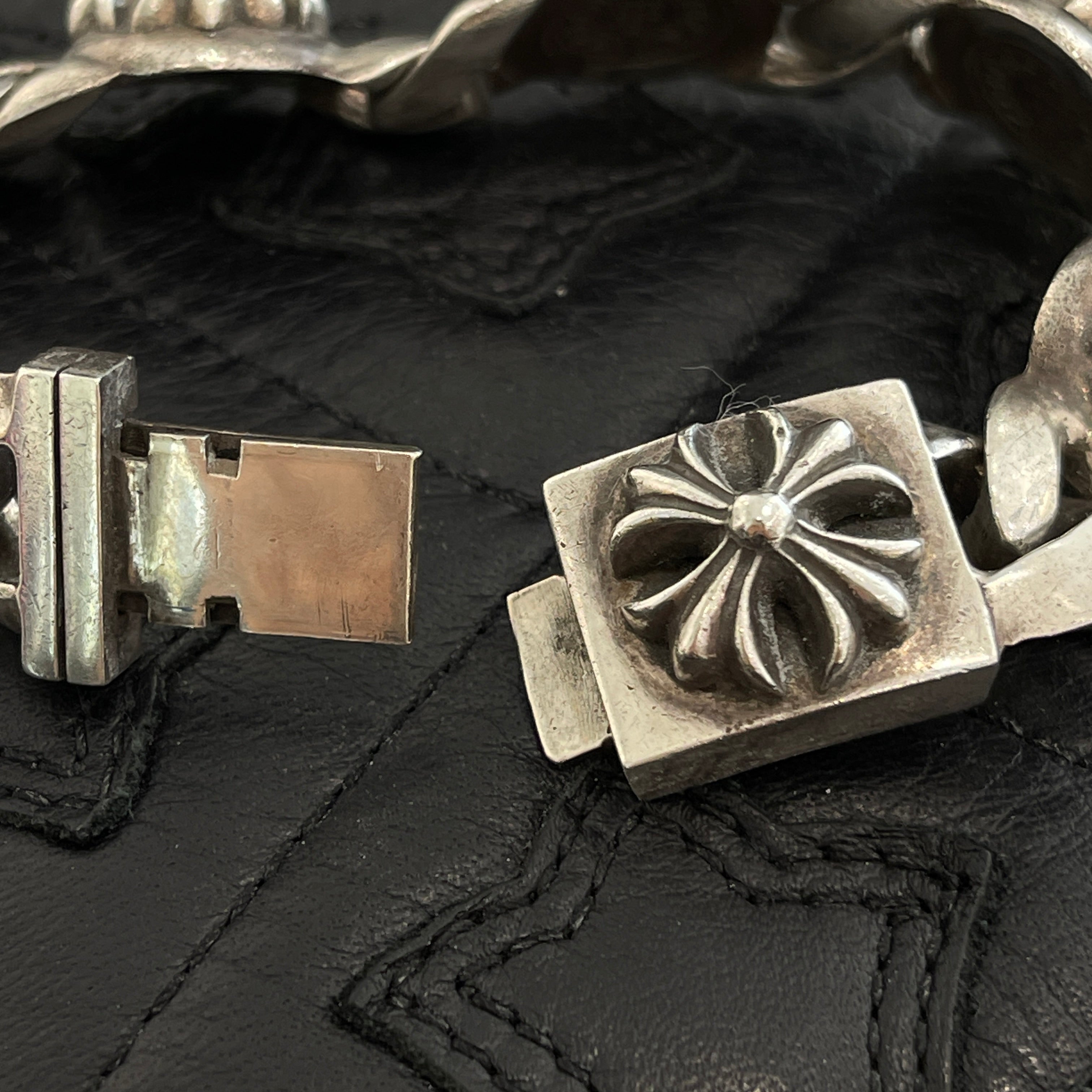 CHROME HEARTS CH Plus Cross Link Sliver Bracelet 6 LINK クロム
