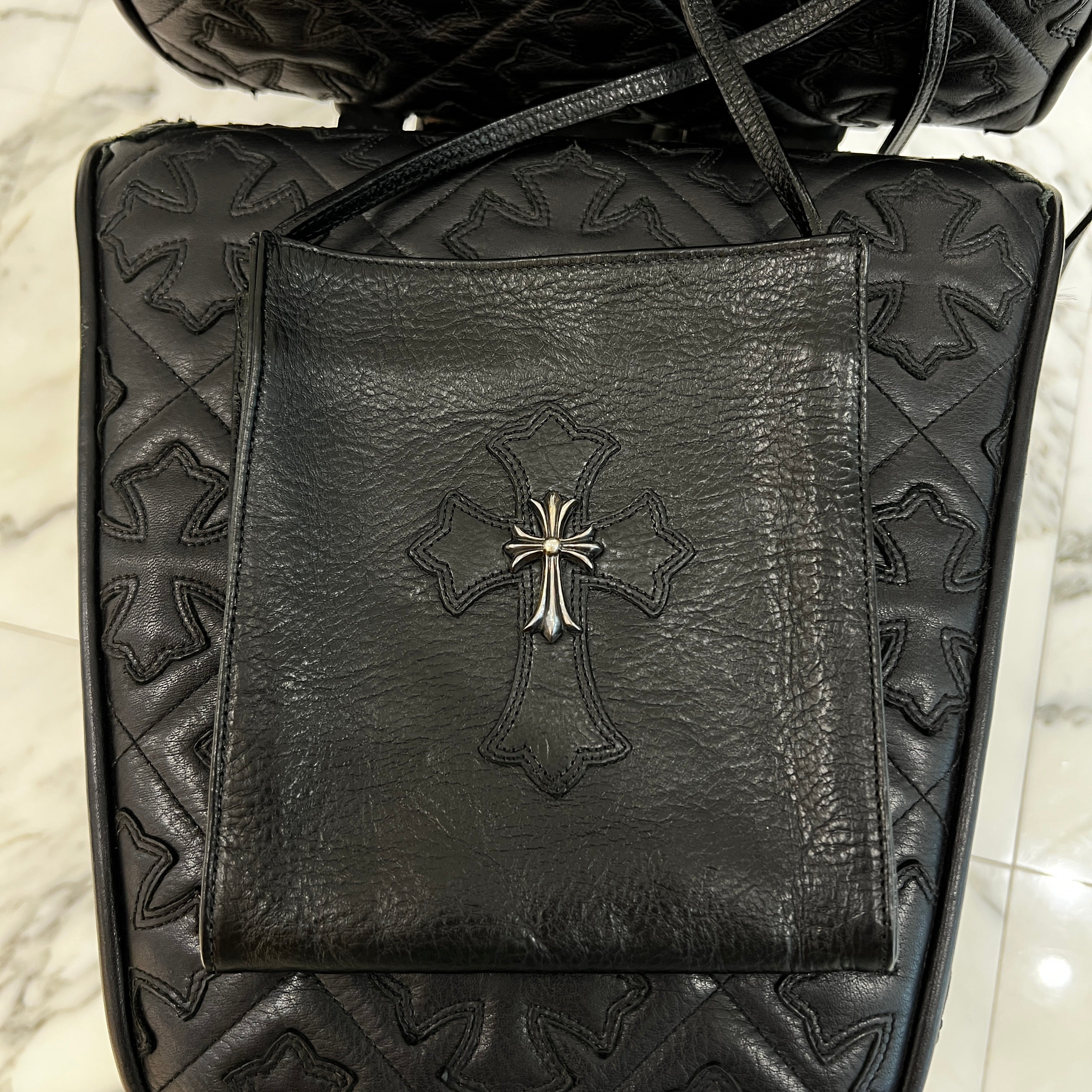 CHROME HEARTS CH Silver Cross Square Pocket Leather Shoulder Bag クロムハーツ CH シルバークロス スクエアポケット レザーショルダーバッグ