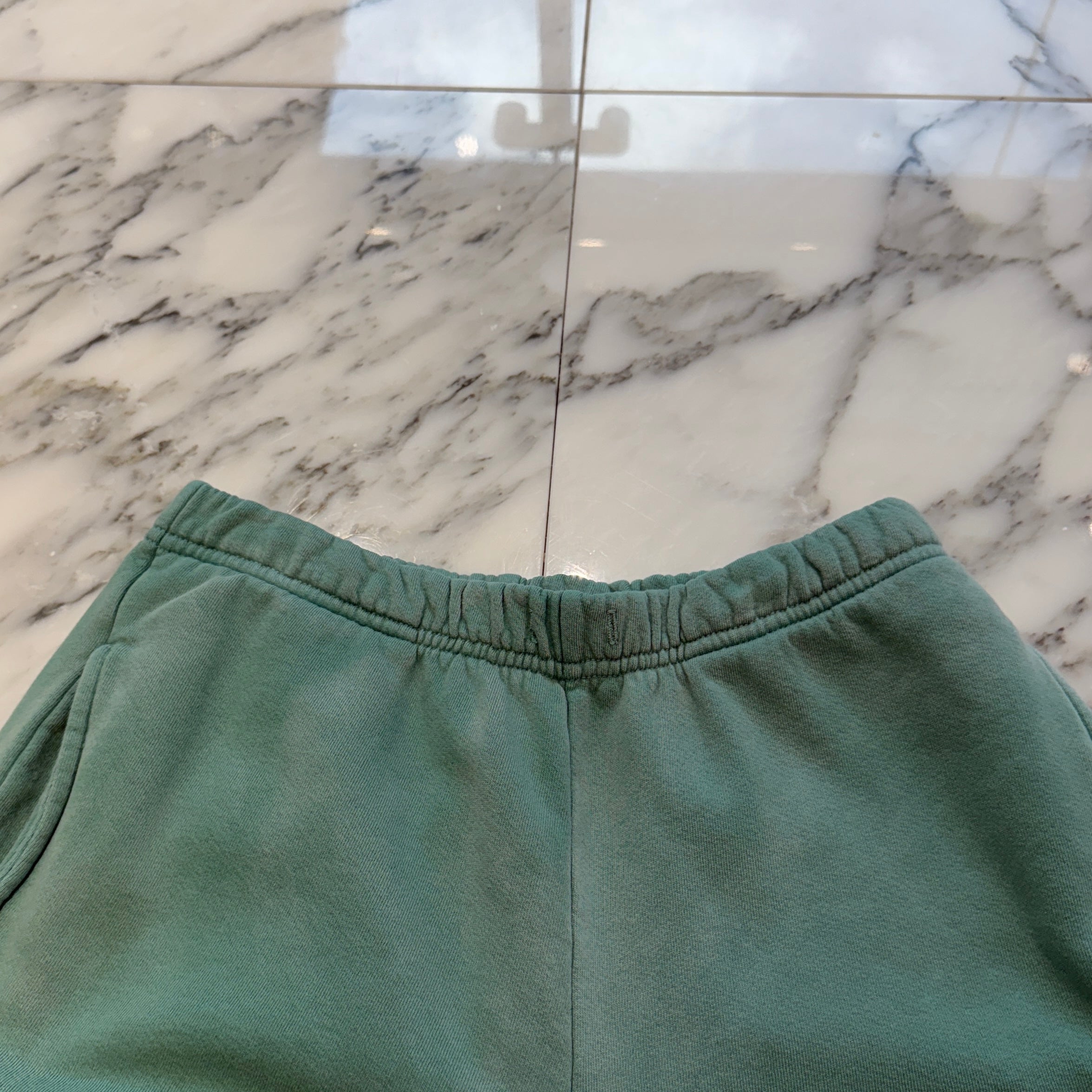 Thirteen Studios Faded Green Pullover Hoodie size M ＆ Faded Green Sweat Pants size S サーティーンスタジオ フェードグリーン プルオーバーフーディ サイズM＆フェードグリーンスウェットパンツ サイズS