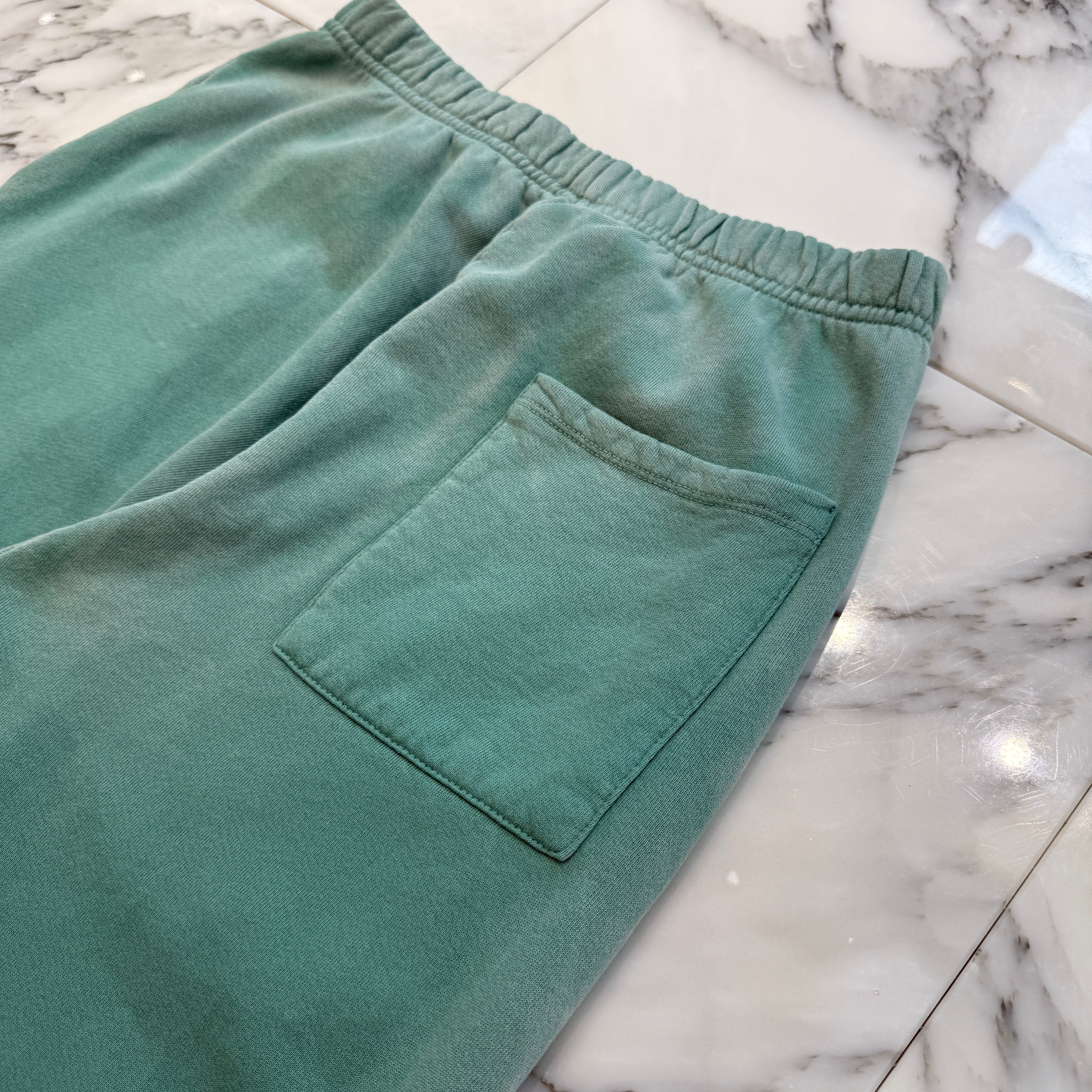 Thirteen Studios Faded Green Pullover Hoodie size M ＆ Faded Green Sweat Pants size S サーティーンスタジオ フェードグリーン プルオーバーフーディ サイズM＆フェードグリーンスウェットパンツ サイズS