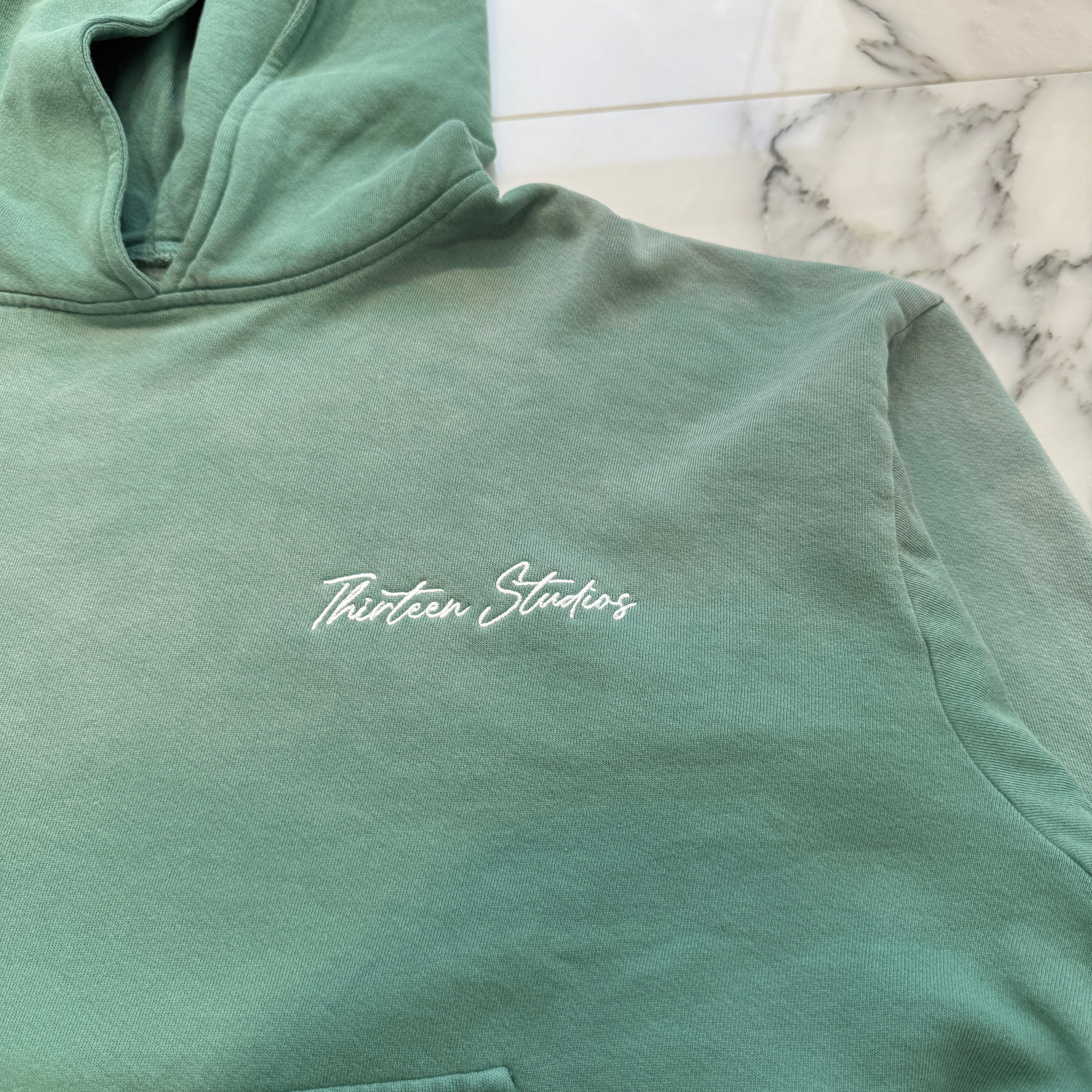 Thirteen Studios Faded Green Pullover Hoodie size M ＆ Faded Green Sweat Pants size S サーティーンスタジオ フェードグリーン プルオーバーフーディ サイズM＆フェードグリーンスウェットパンツ サイズS