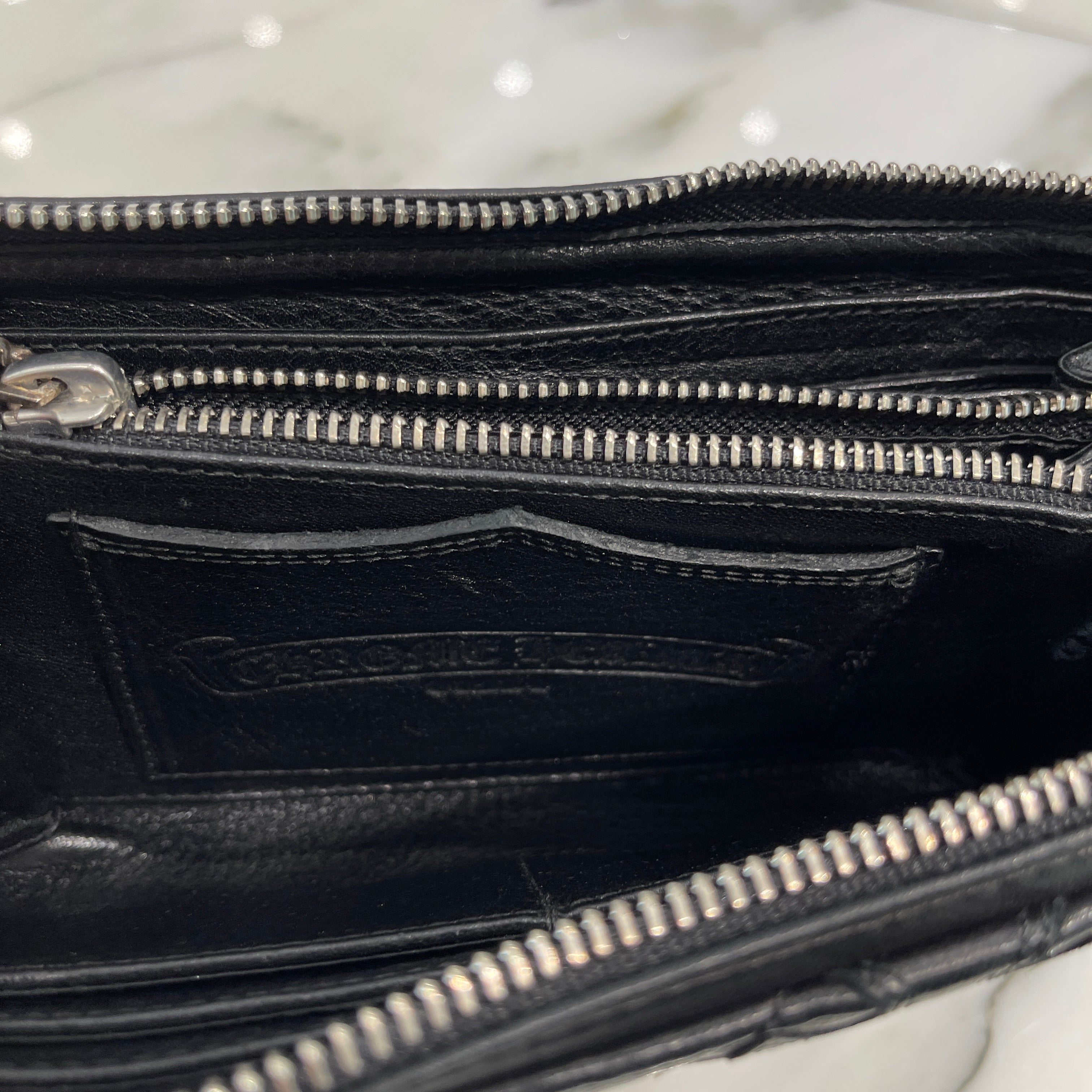 CHROME HEARTS Cemetery Cross Leather Patch Quilting Leather Wallet クロムハーツ セメタリークロス レザーパッチ キルティング風 レザーウォレット