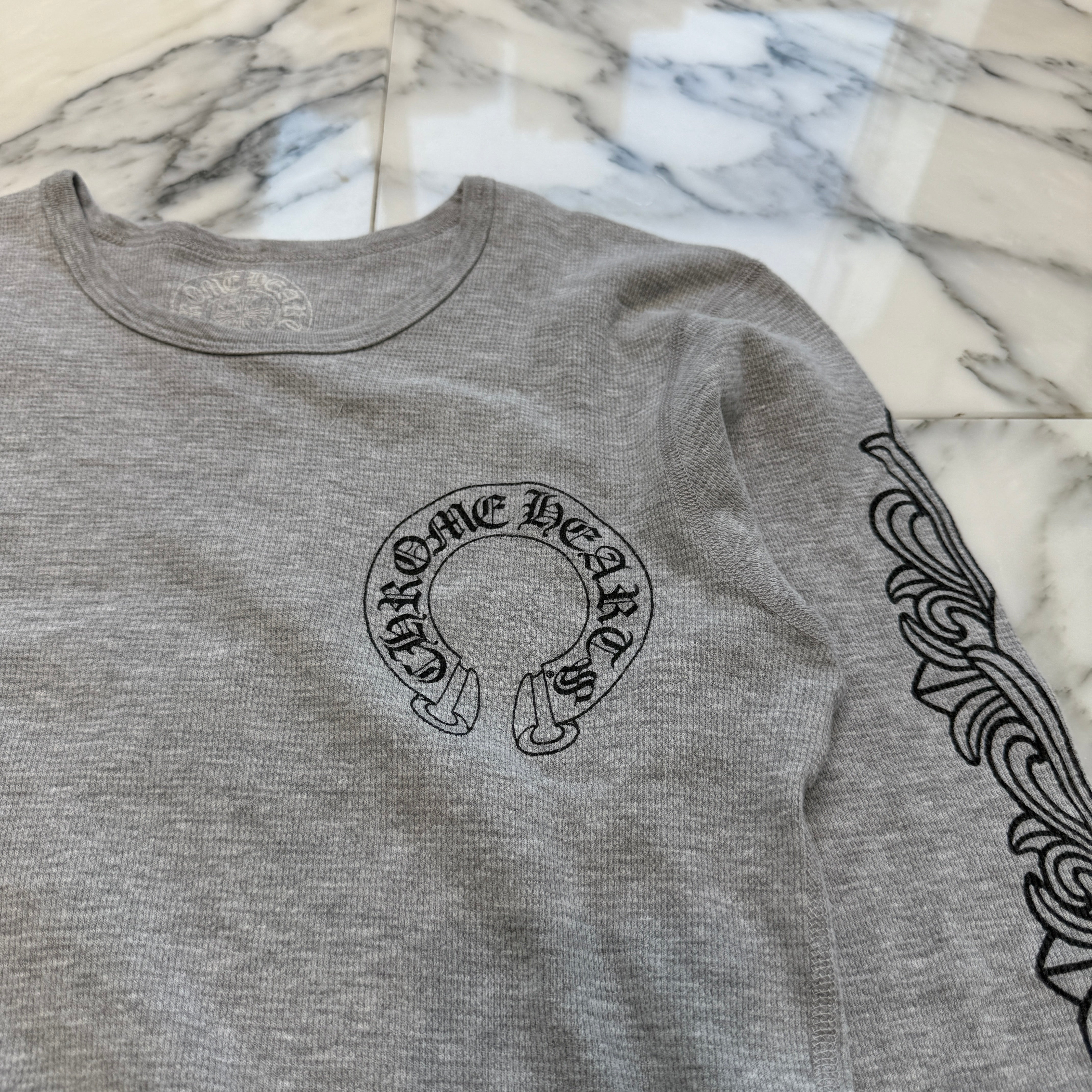 CHROME HEARTS 2025SS Scroll Label Arm Logo Print Ladies Thermal Long Sleeve Tee Size M クロムハーツ スクロールラベル アームロゴプリント レディース サーマル ロングスリーブ Tシャツ サイズM