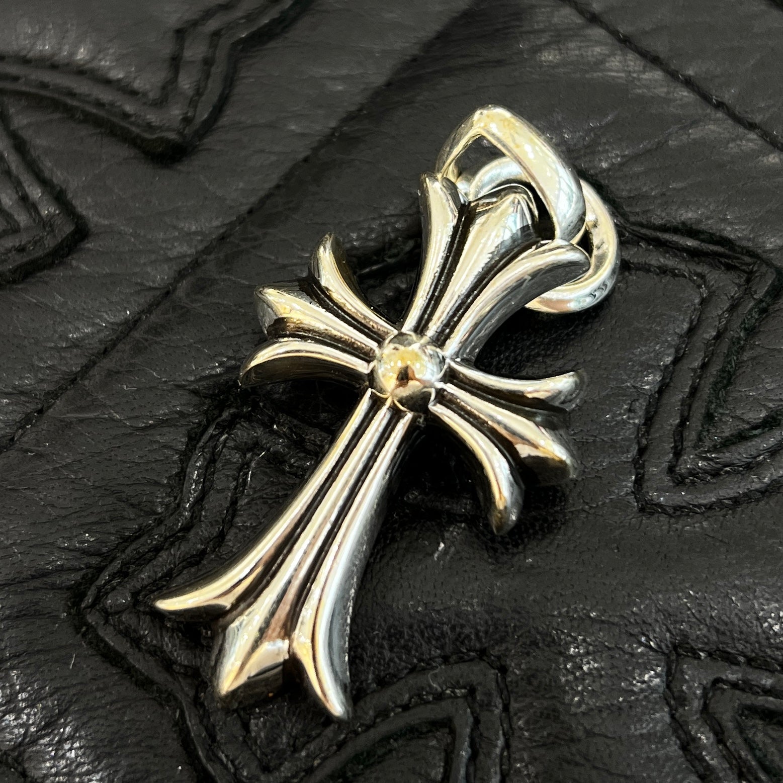 CHROME HEARTS Small CH Cross Pendant With Bail クロムハーツ スモール CHクロス ペンダント ウィズ ベイル シルバー925