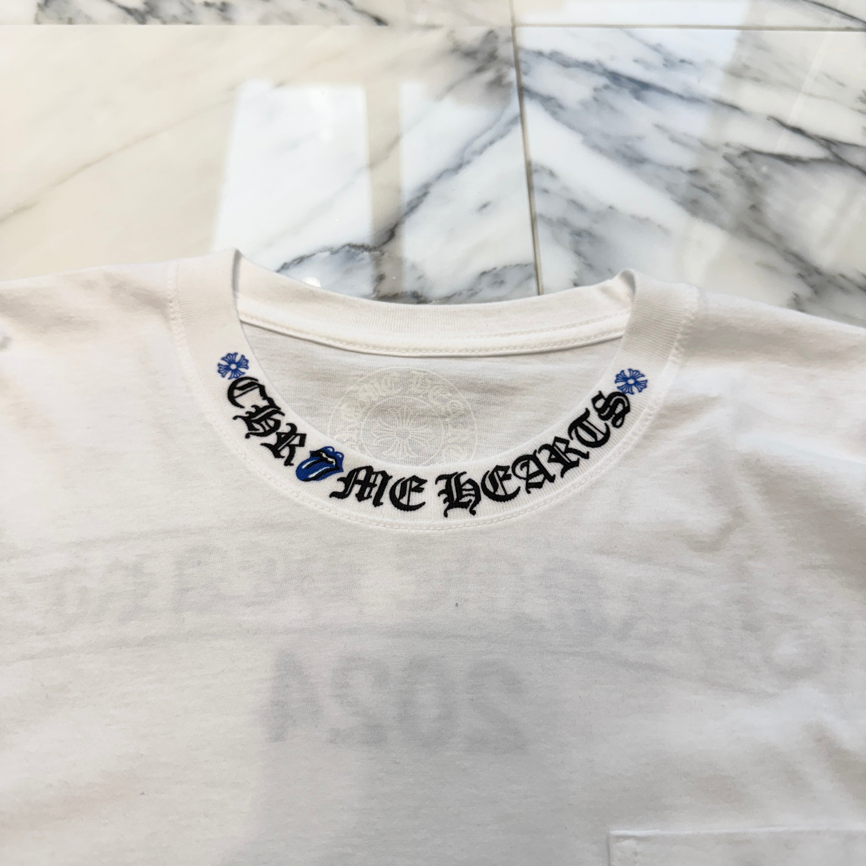 CHROME HEARTS × The Rolling Stones 2024SS Lip And Tan Neck Logo Back Scroll Long Sleeve Tee Size L クロムハーツ×ローリングストーンズ リップアンドタンネックロゴ バックスクロール ロングスリーブTシャツ サイズL