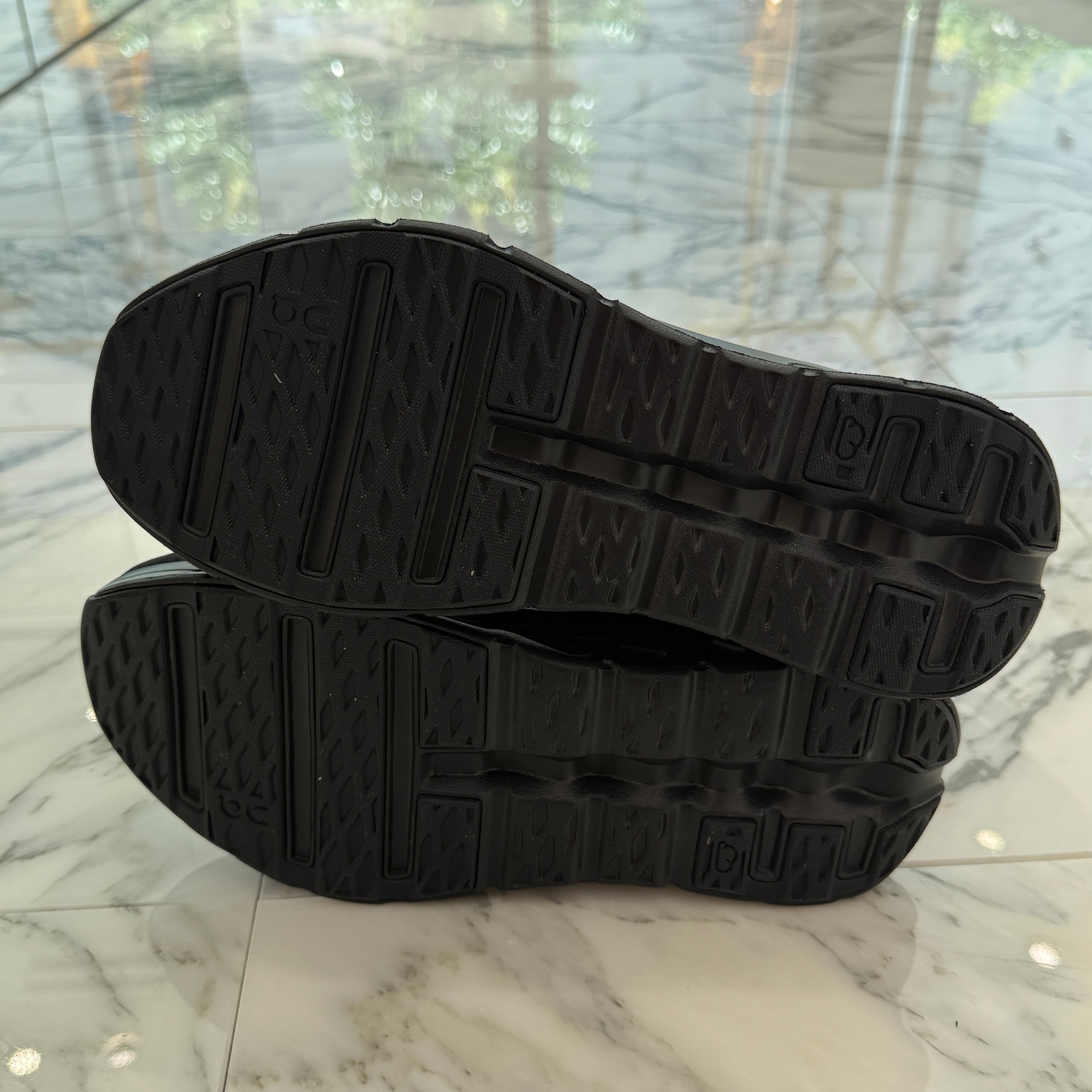 LOEWE × On 2025SS "CLOUDTILT" Sneakers M929282X15 Size 28.0cm ロエベ×オン "クラウドティルト" スニーカー サイズ28.0cm