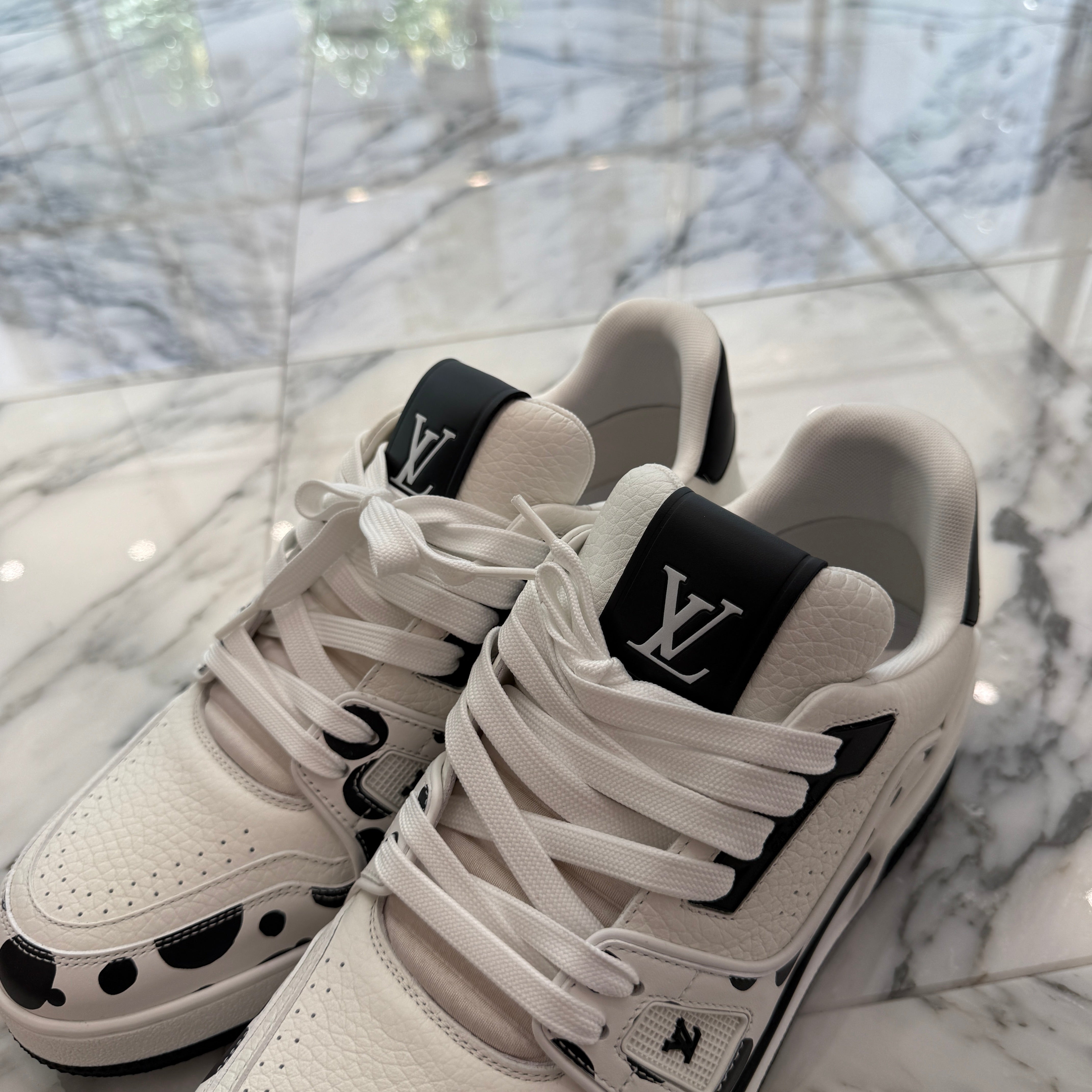 LOUIS VUITTON × YAYOI KUSAMA 2021SS LV Trainer Sneakers 1AB8JE Size 8 ルイヴィトン × 草間彌生 LV トレイナー スニーカー サイズ8