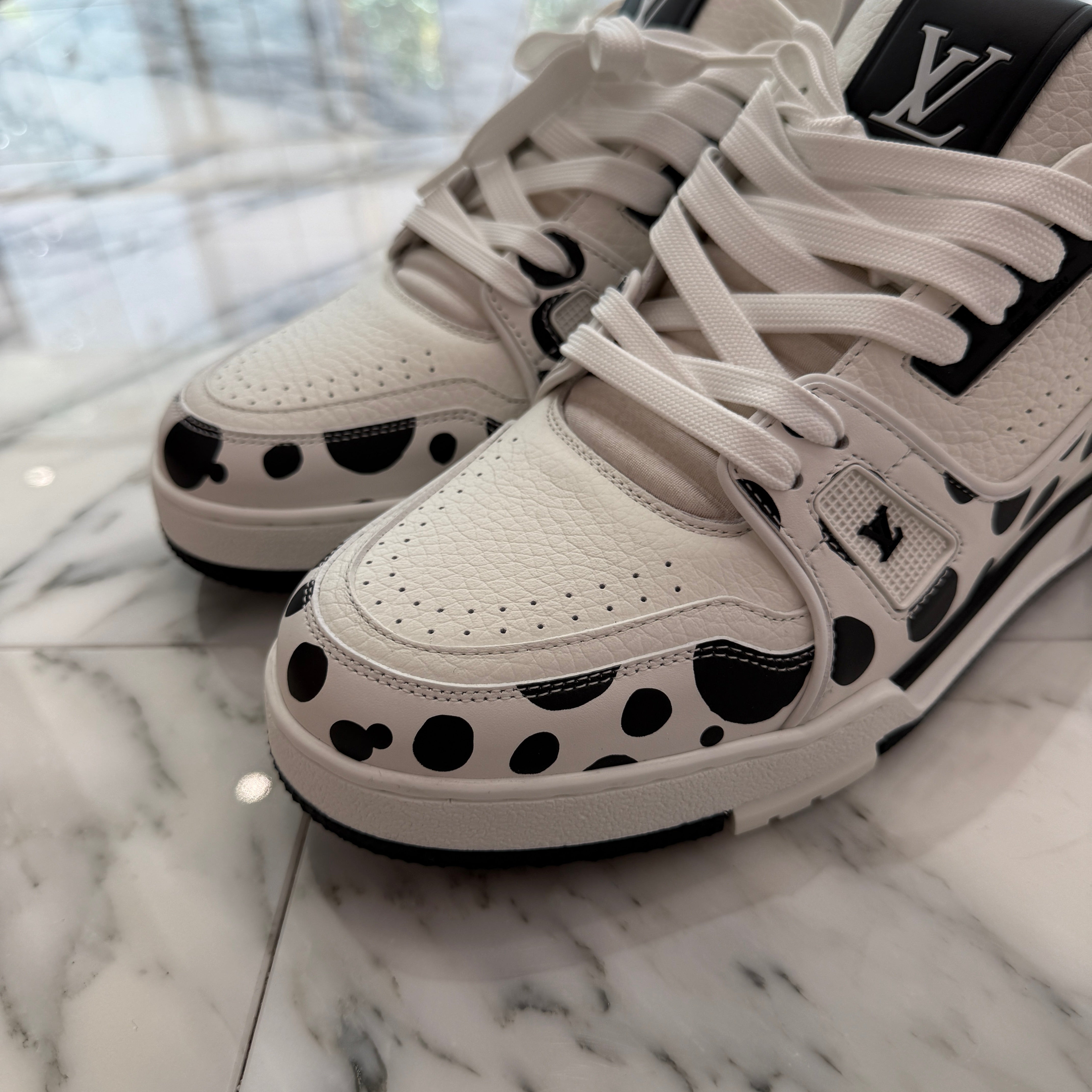 LOUIS VUITTON × YAYOI KUSAMA 2021SS LV Trainer Sneakers 1AB8JE Size 8 ルイヴィトン × 草間彌生 LV トレイナー スニーカー サイズ8