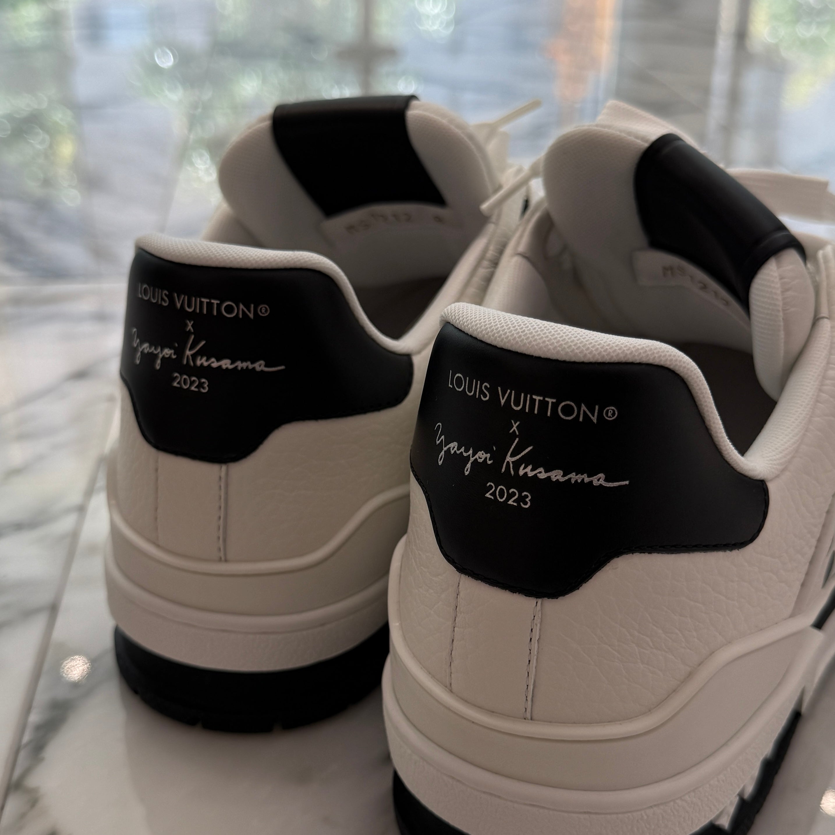 LOUIS VUITTON × YAYOI KUSAMA 2021SS LV Trainer Sneakers 1AB8JE Size 8 ルイヴィトン × 草間彌生 LV トレイナー スニーカー サイズ8