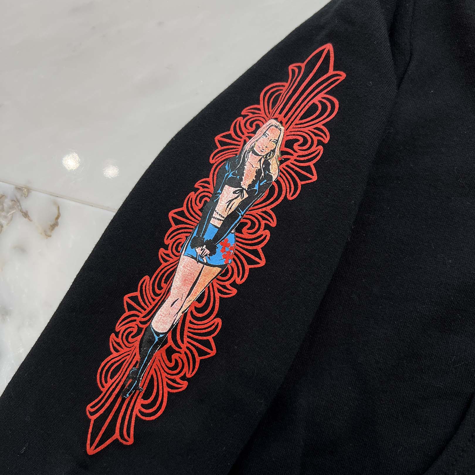 CHROME HEARTS × DEADLLY DOLL Floral Cross Horseshoe Print Pullover Hoodie Size 6Y クロムハーツ×デッドリードール フローラルクロス ホースシュープリント プルオーバー フーディ サイズ6Y