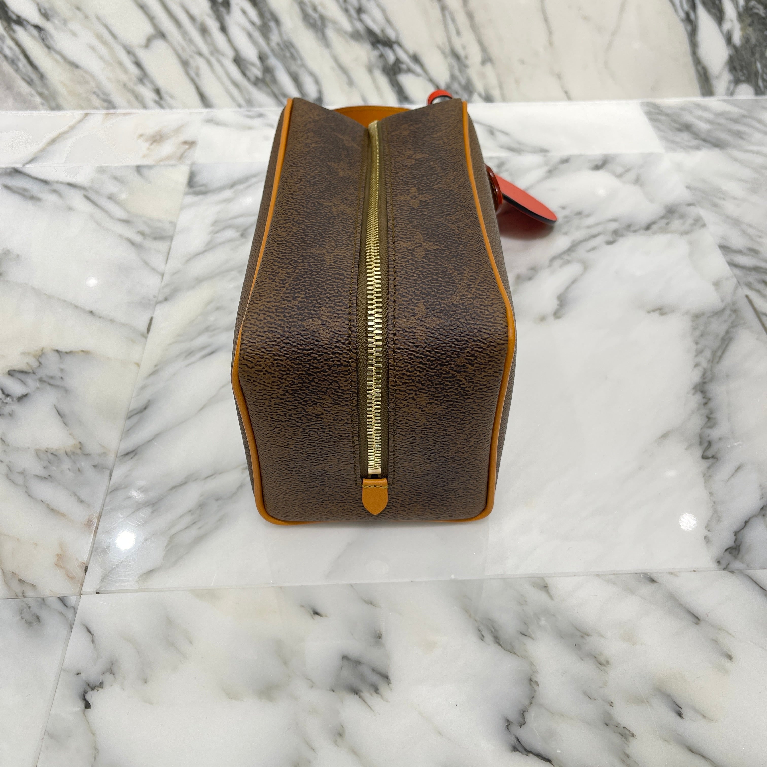 LOUIS VUITTON 2024SS Rocker Dopp Kit Poach M11765 ルイヴィトン ロッカードップ・キット ポーチ ハンドバッグ