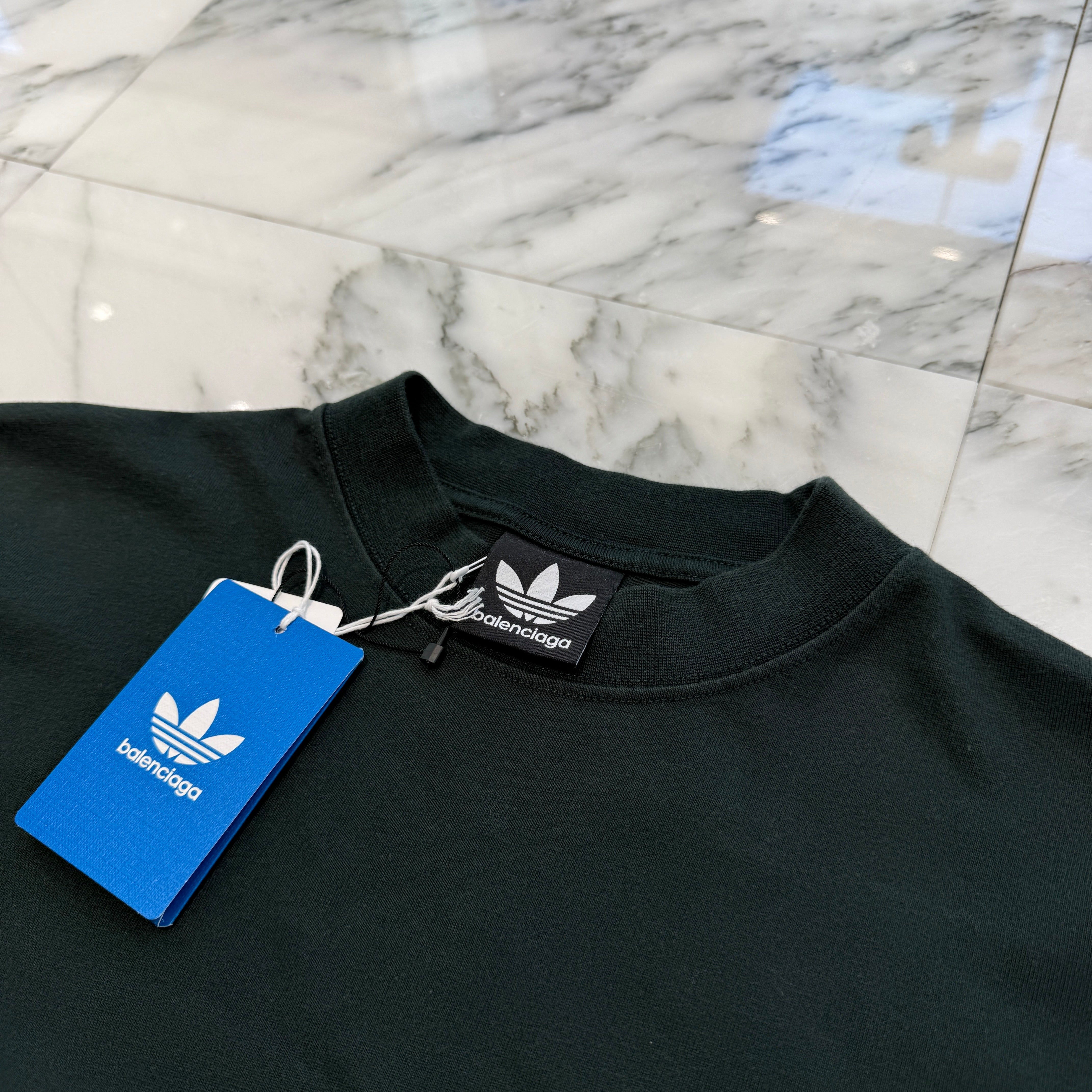 BALENCIAGA × adidas 2023SS Trefoil Logo embroidery Tee 723976 TNVN8 Size 5 バレンシアガ×アディダス トレフォイルロゴ刺繡 Tシャツ サイズ5