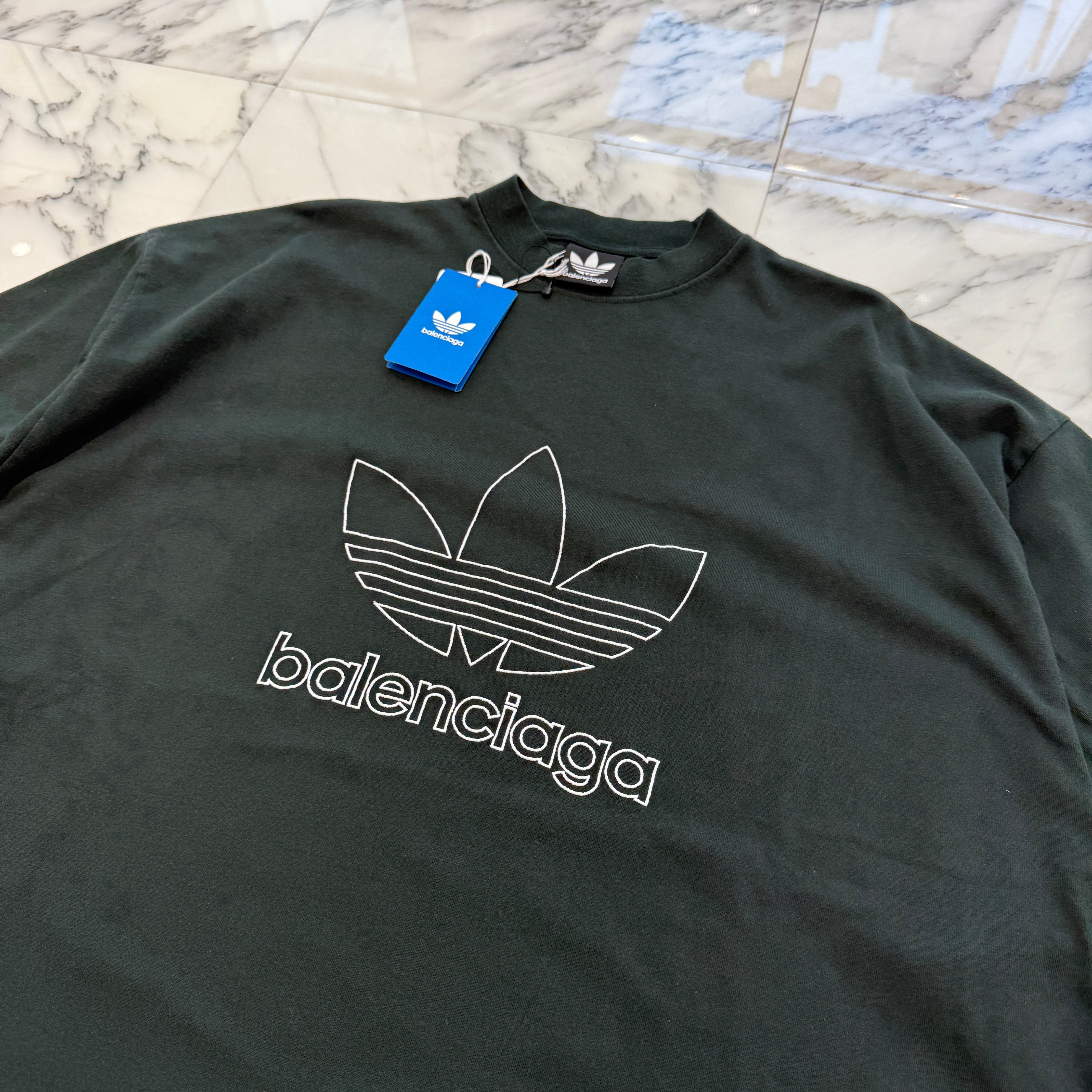 BALENCIAGA × adidas 2023SS Trefoil Logo embroidery Tee 723976 TNVN8 Size 5 バレンシアガ×アディダス トレフォイルロゴ刺繡 Tシャツ サイズ5