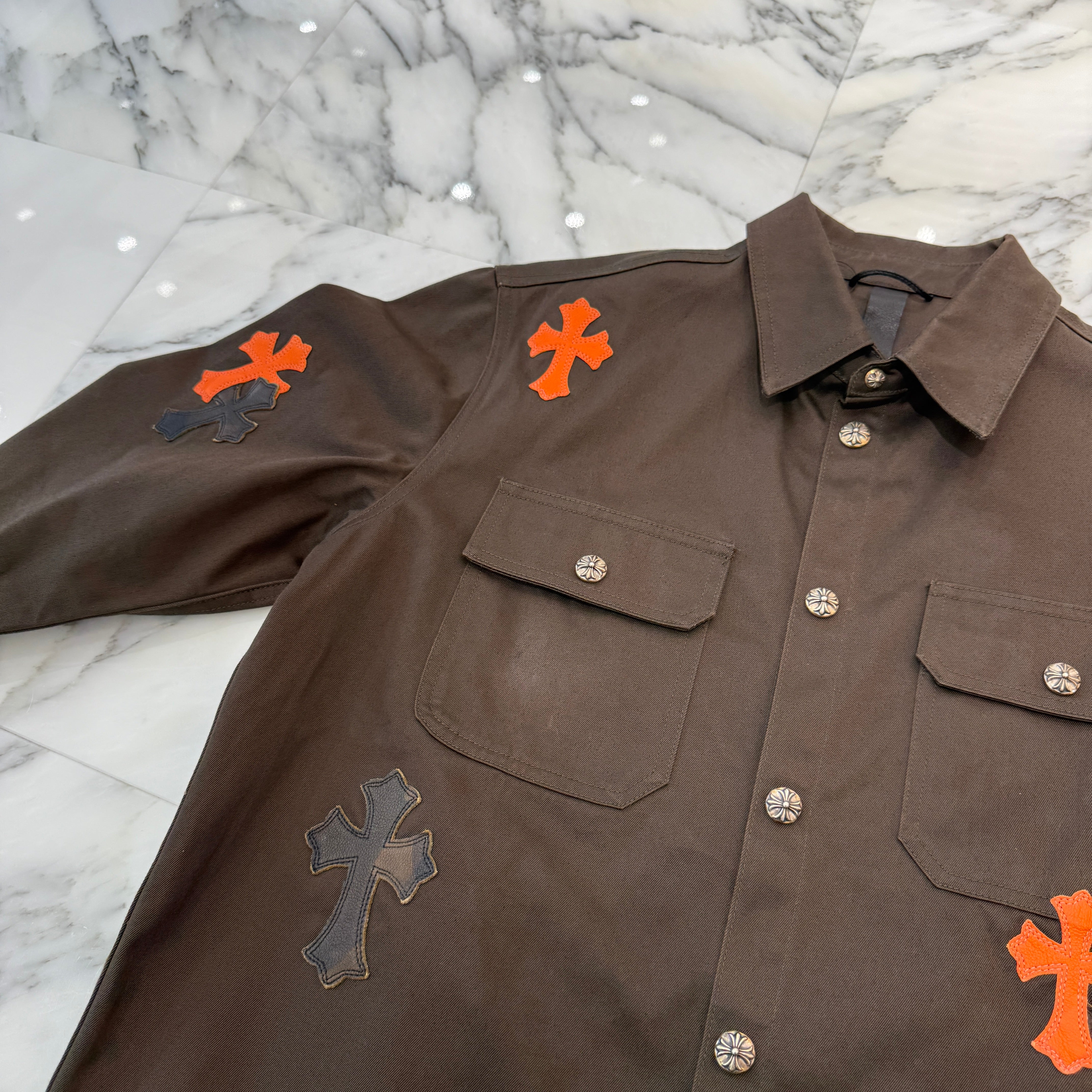 CHROME HEARTS Y NOT WORK DOG Camo Cross Patch × Leather Cross Patch Shirt Jacket Size L クロムハーツ ワイノット ワークドッグ カモクロスパッチ × レザークロスパッチ シャツジャケット サイズL