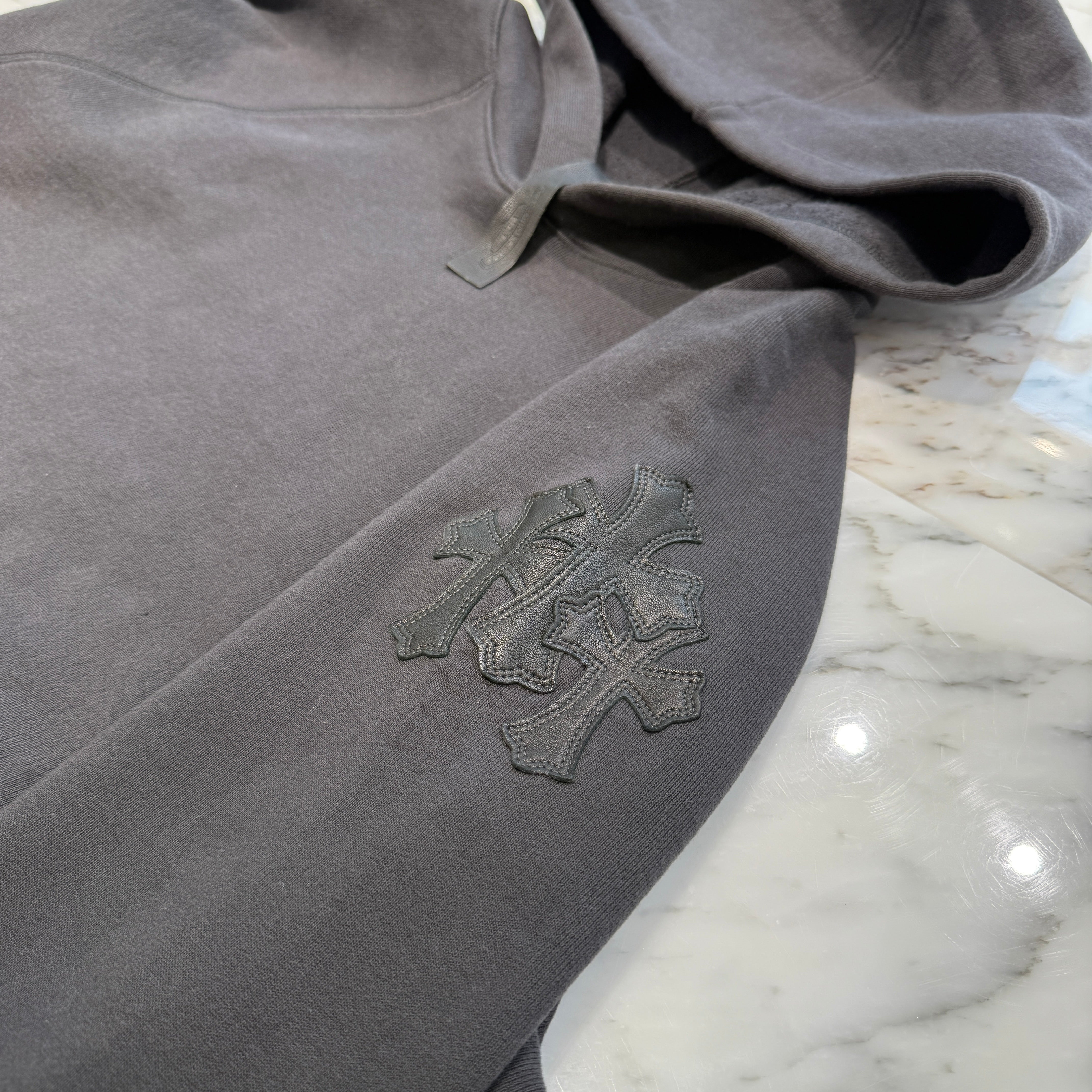 CHROME HEARTS Y NOT Cemetery Cross Leather Patch Pullover Hoodie Size L クロムハーツ ワイノット セメタリークロス レザーパッチ プルオーバーフーディ サイズL