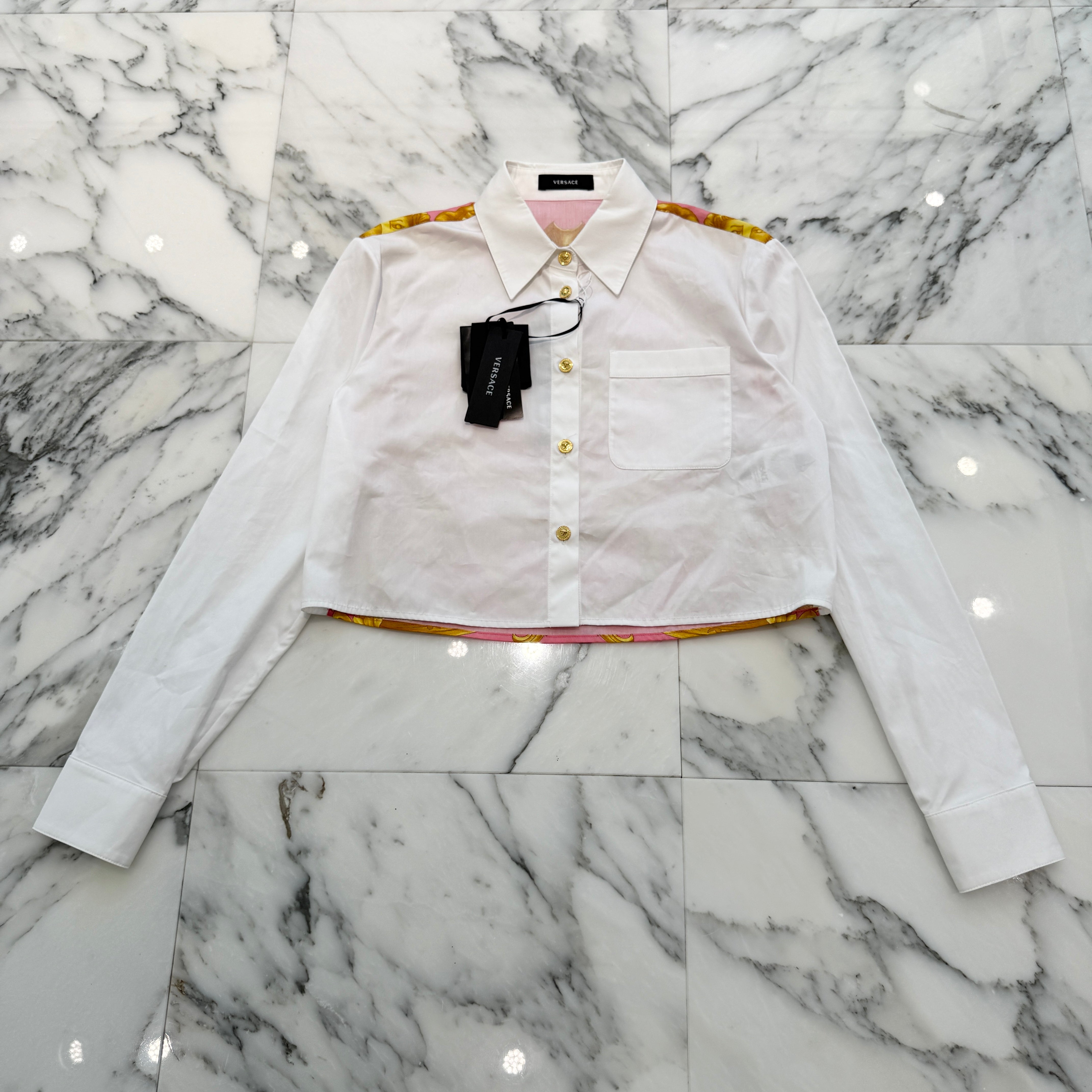 VERSACE 2023AW Wild Baroque Cropped Shirt 1014404 1A10494 Size 38 ヴェルサーチェ ワイルドバロック クロップドシャツ サイズ38