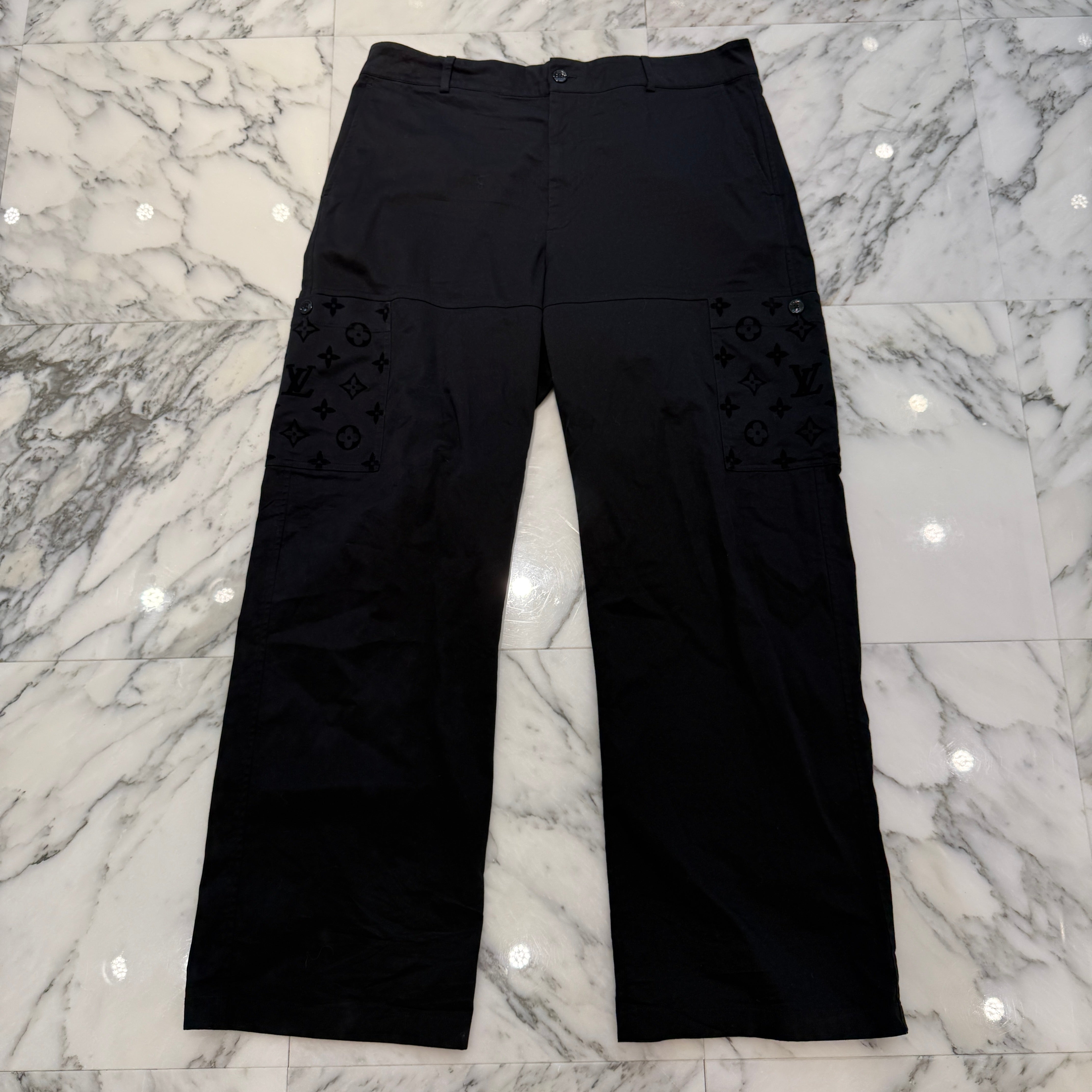 LOUIS VUITTON 2024SS Monogram Pocket Cotton Work Pants HQP45W Size 56 ルイヴィトン モノグラムポケット コットンワークパンツ サイズ56